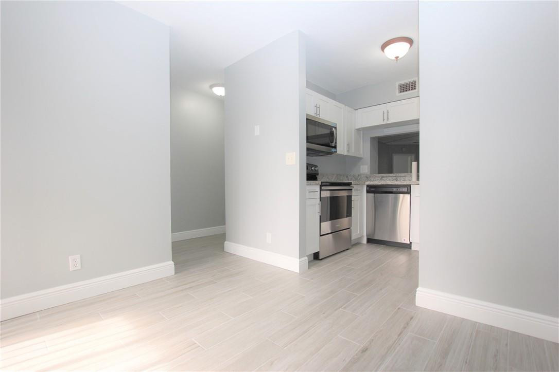 5529 Courtyard Dr 5529