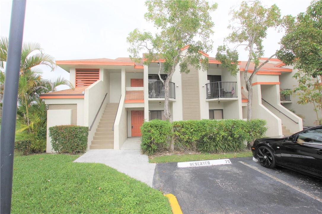 5529 Courtyard Dr 5529