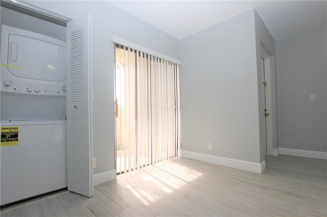 5529 Courtyard Dr 5529