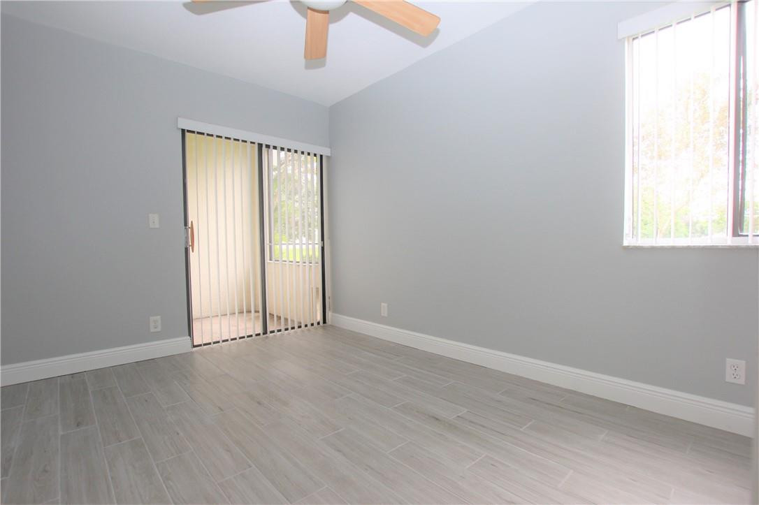 5529 Courtyard Dr 5529