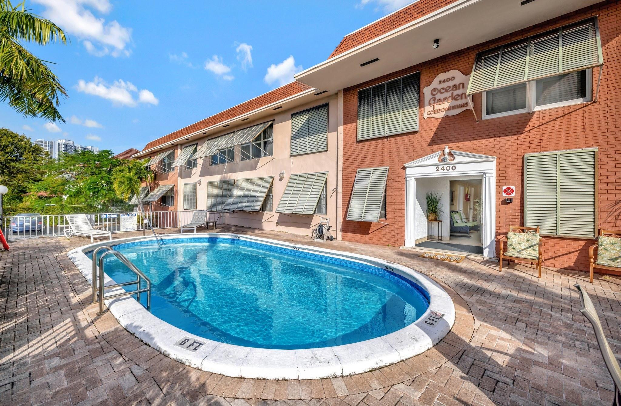 2400 NE 33rd Ave 212