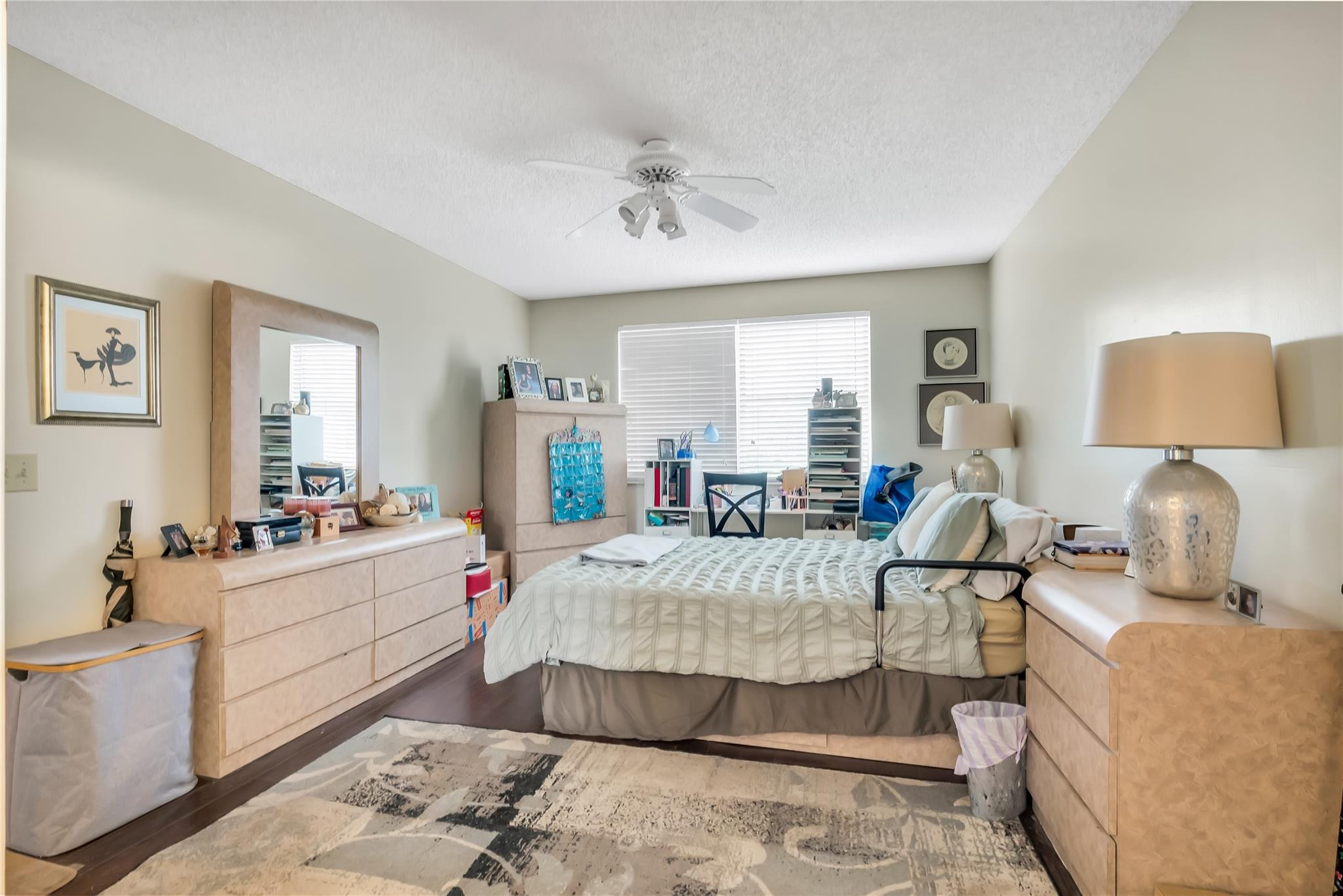 8901 Wiles Rd 308-6