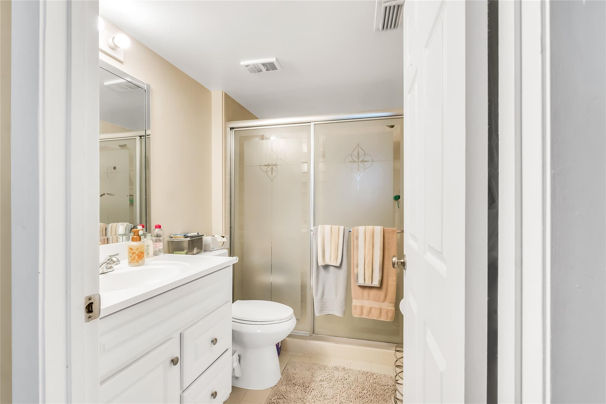 8901 Wiles Rd 308-6