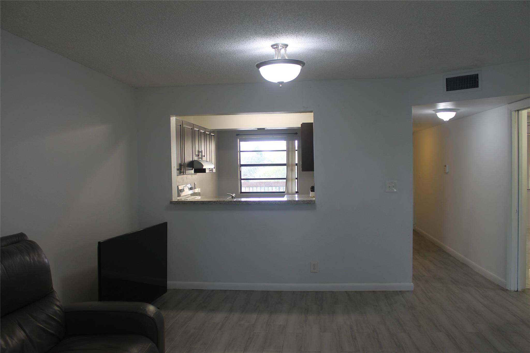 2039 Coral Ridge Dr 304