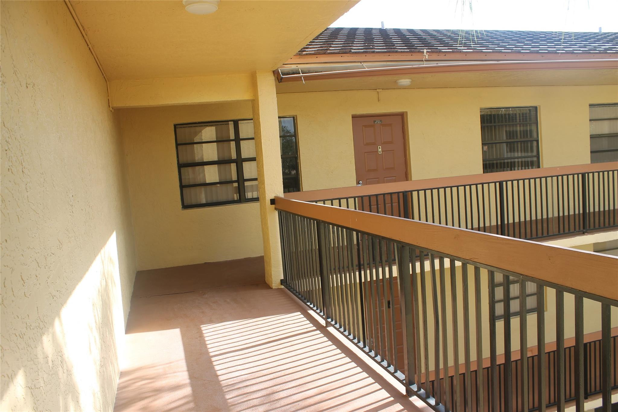 2039 Coral Ridge Dr 304