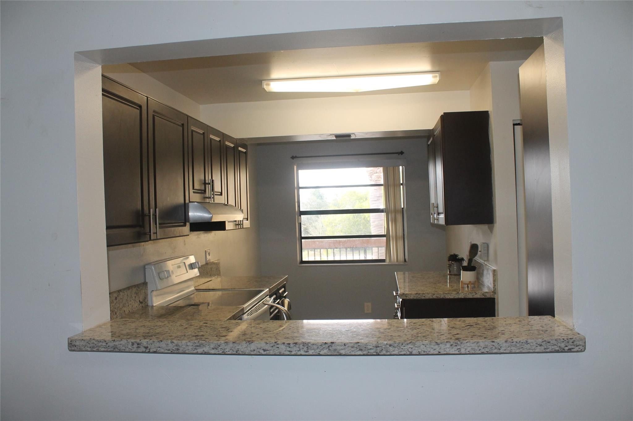 2039 Coral Ridge Dr 304