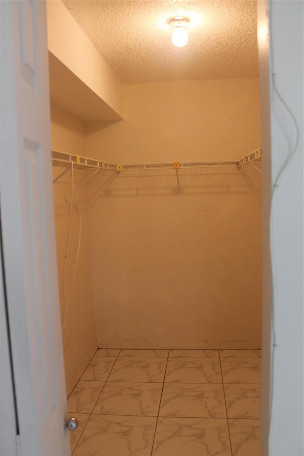 2039 Coral Ridge Dr 304