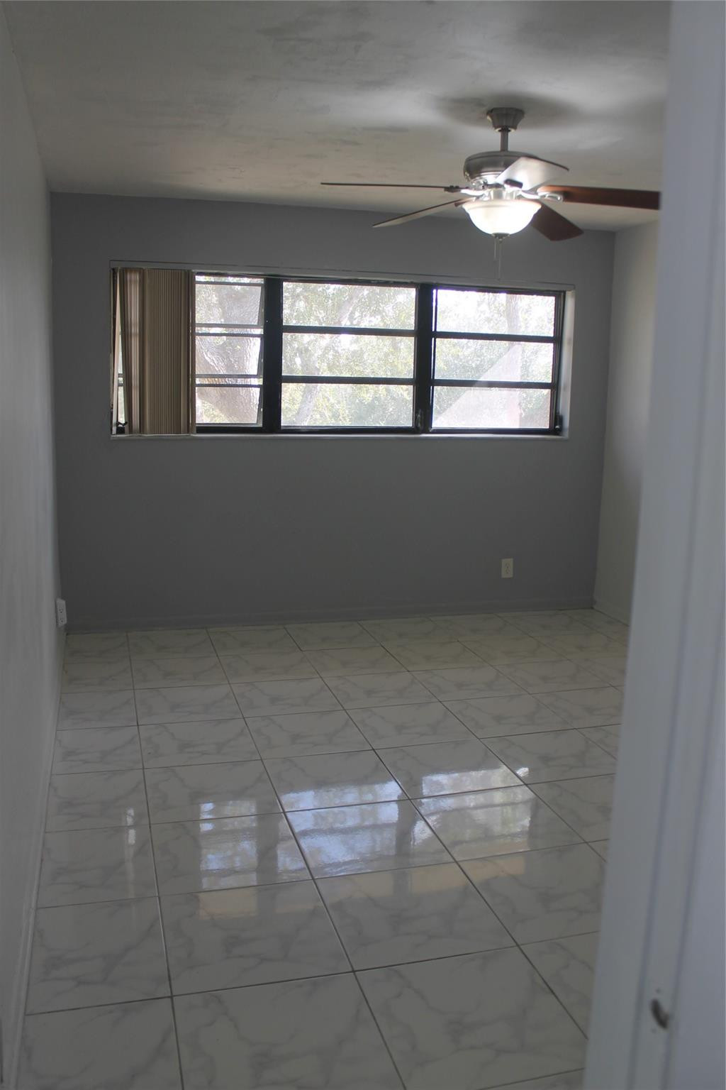 2039 Coral Ridge Dr 304