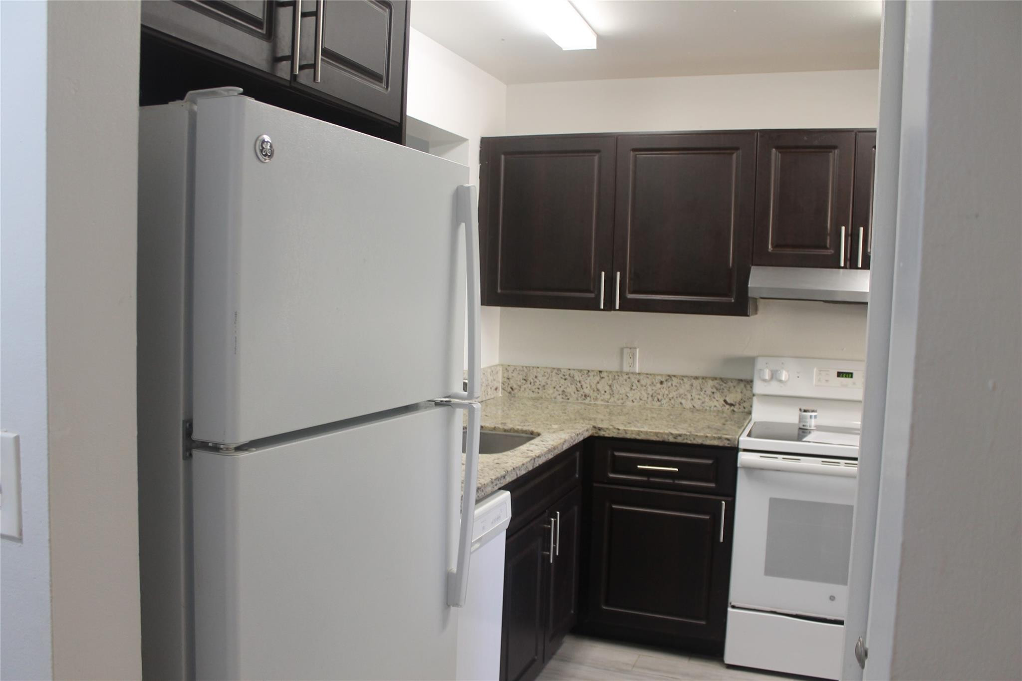 2039 Coral Ridge Dr 304