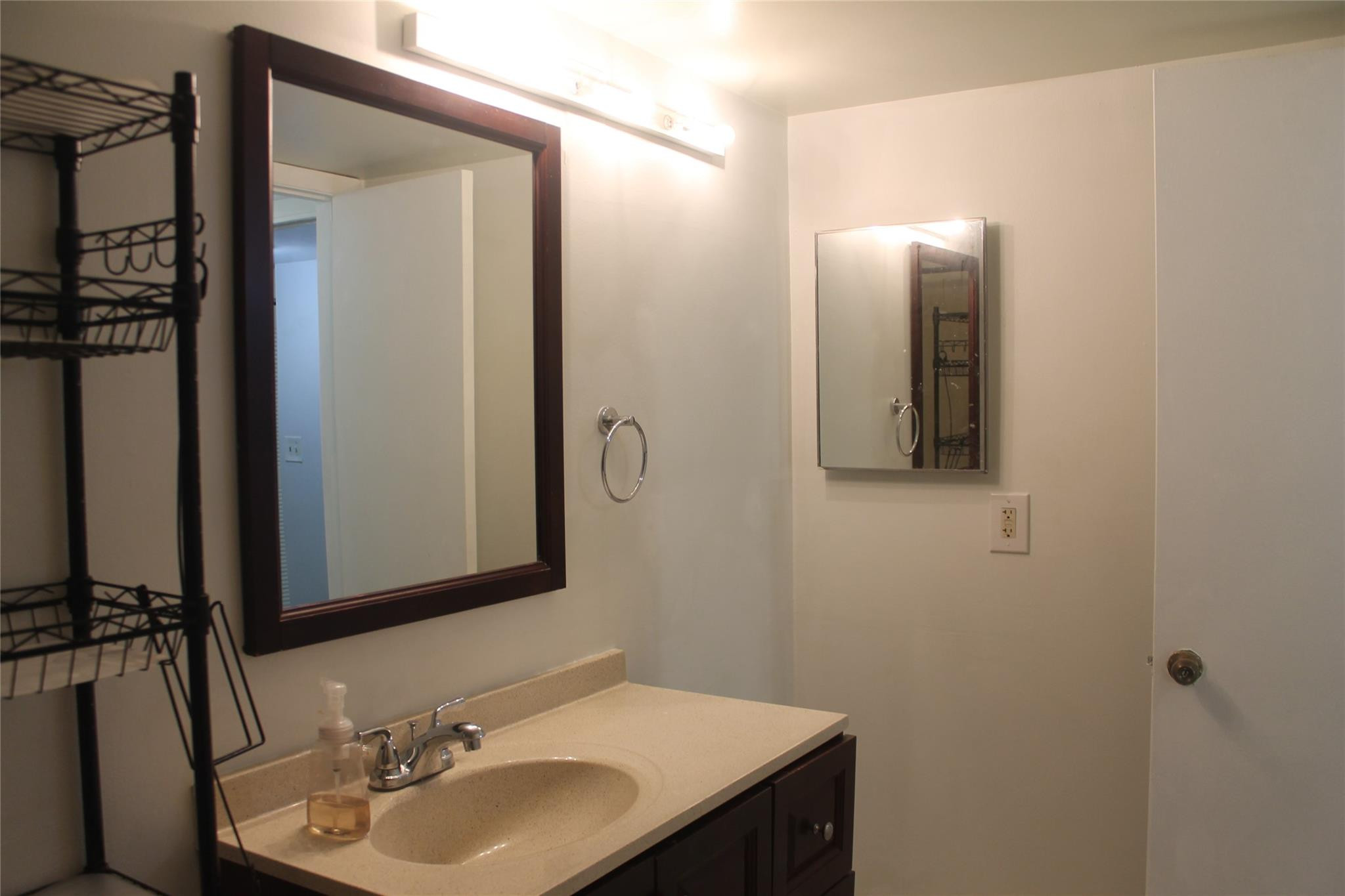 2039 Coral Ridge Dr 304