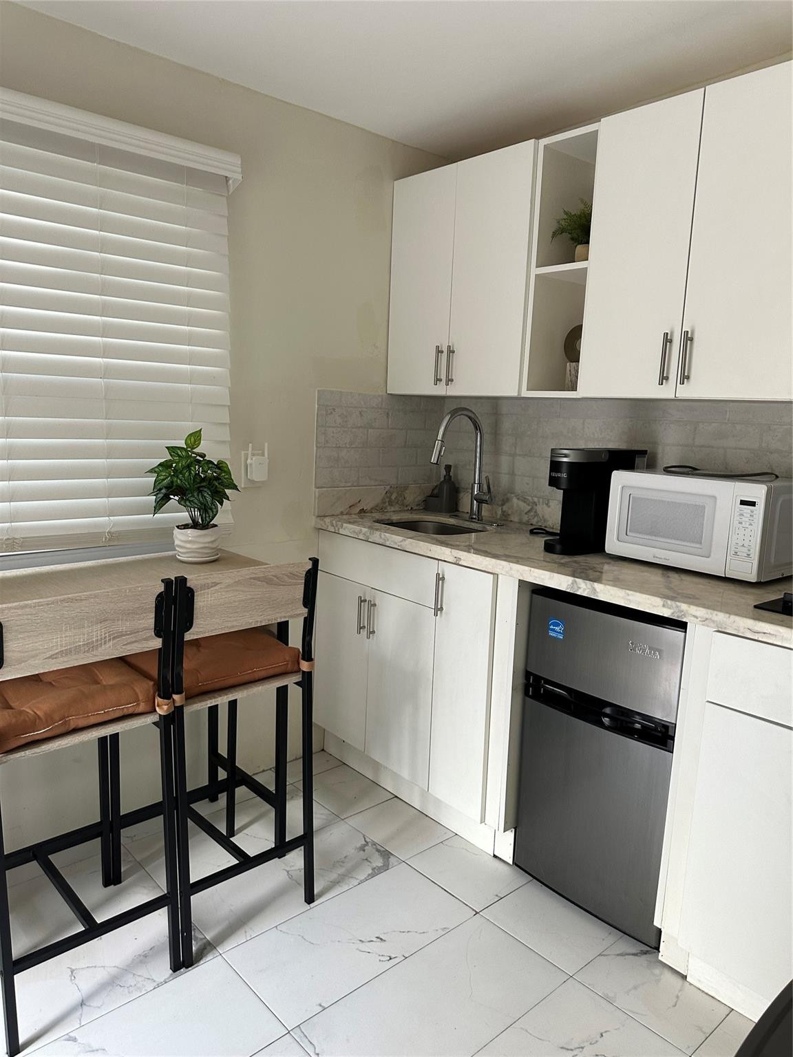 1505 Washington St 4