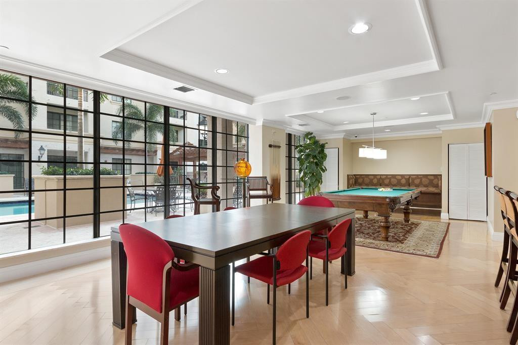 233 S Federal Hwy 719