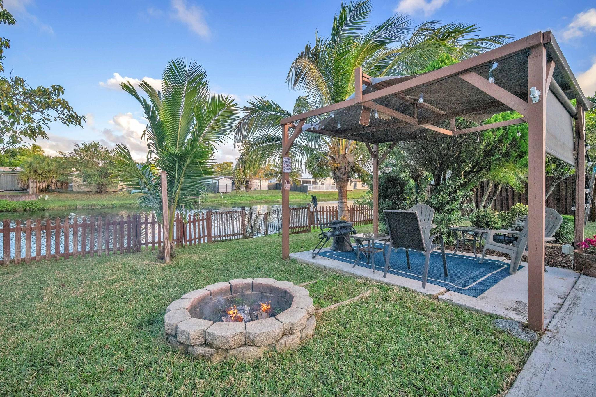 364 NW 69th Ter