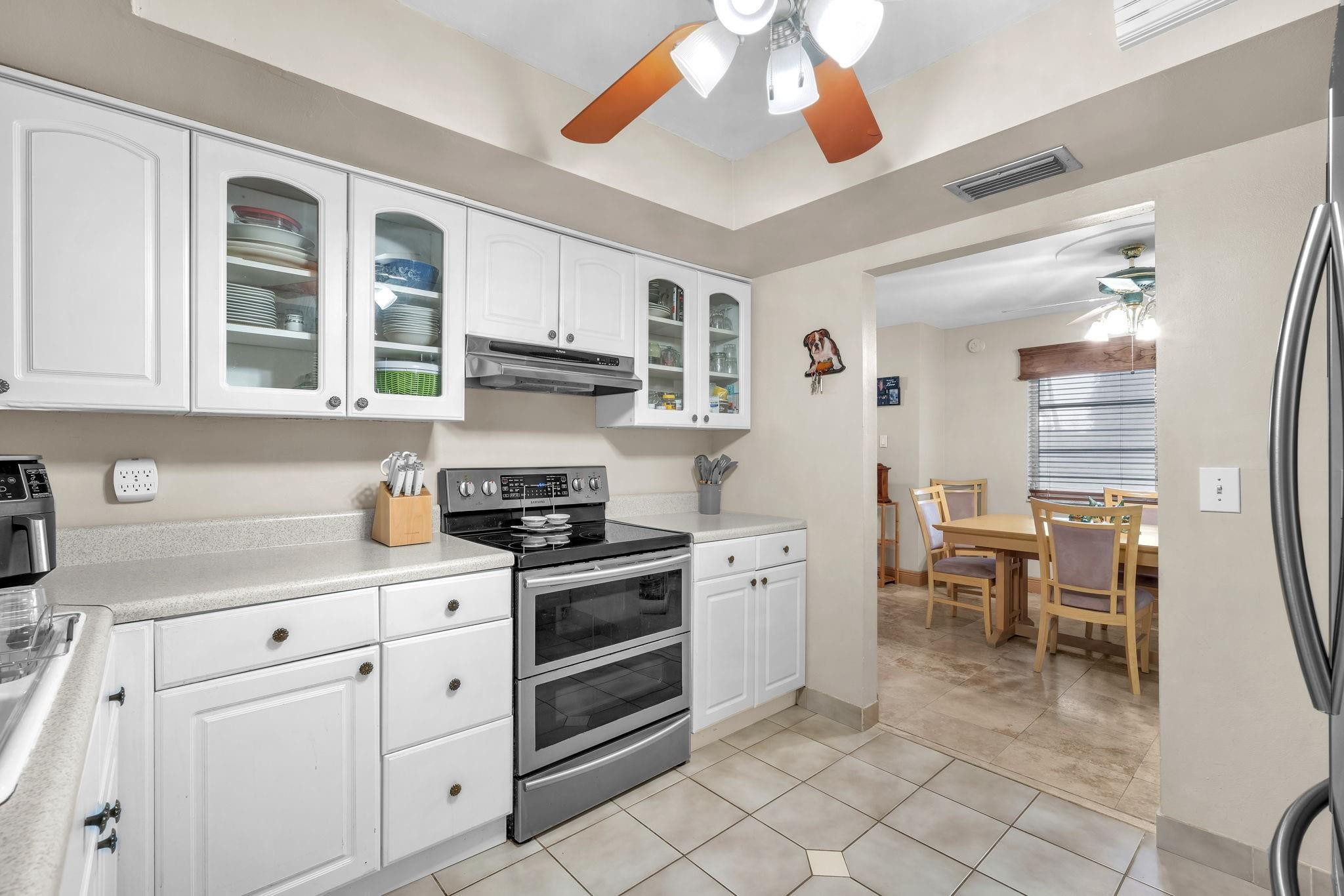 364 NW 69th Ter