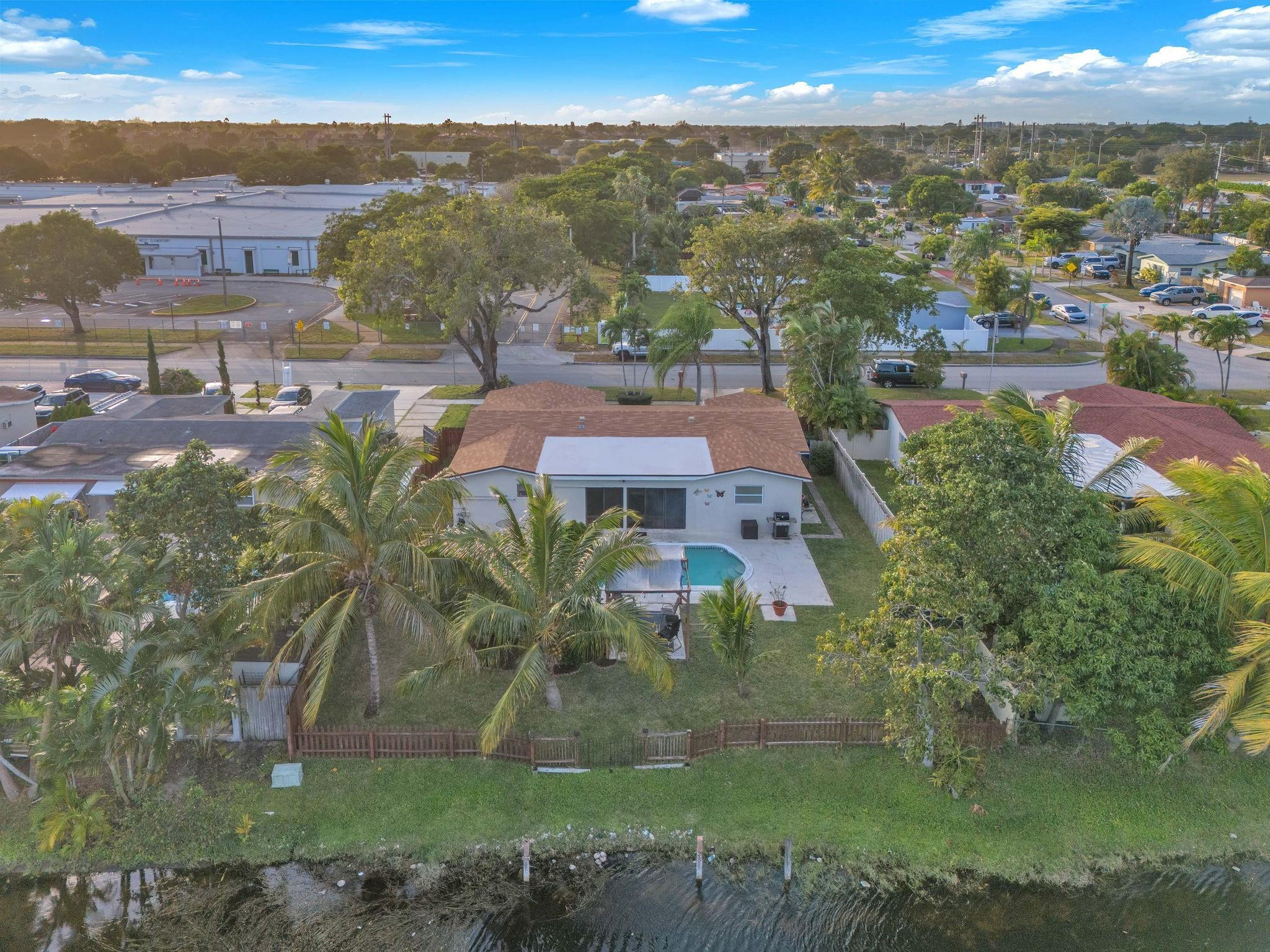 364 NW 69th Ter