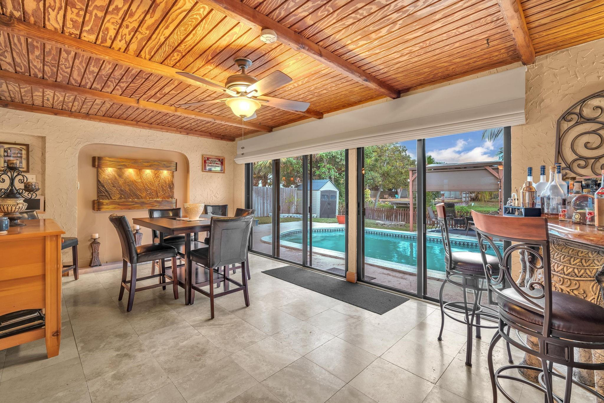 364 NW 69th Ter