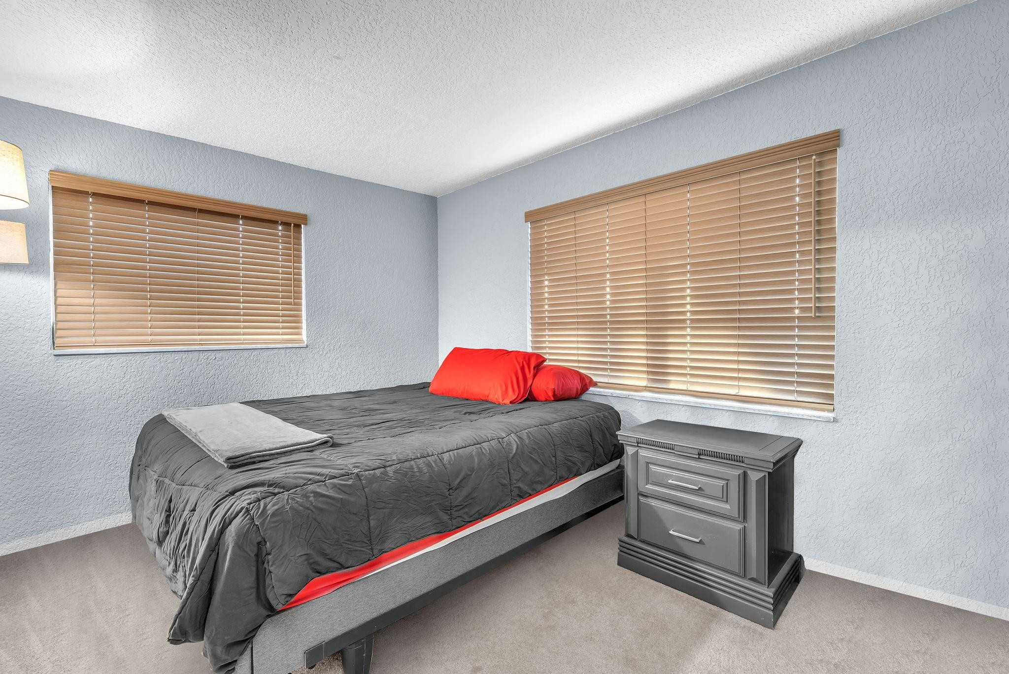 364 NW 69th Ter