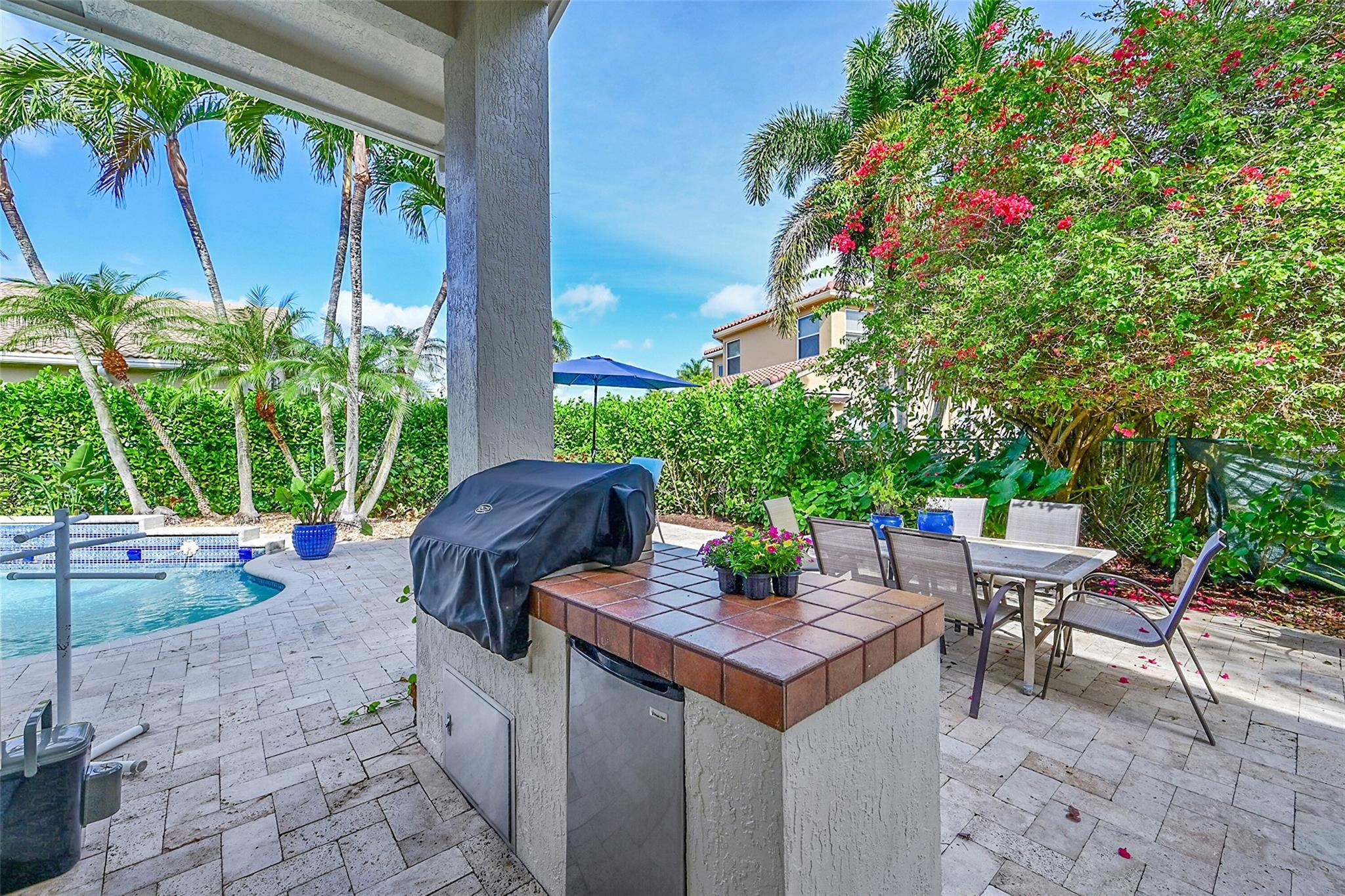 4971 NW 120th Ave
