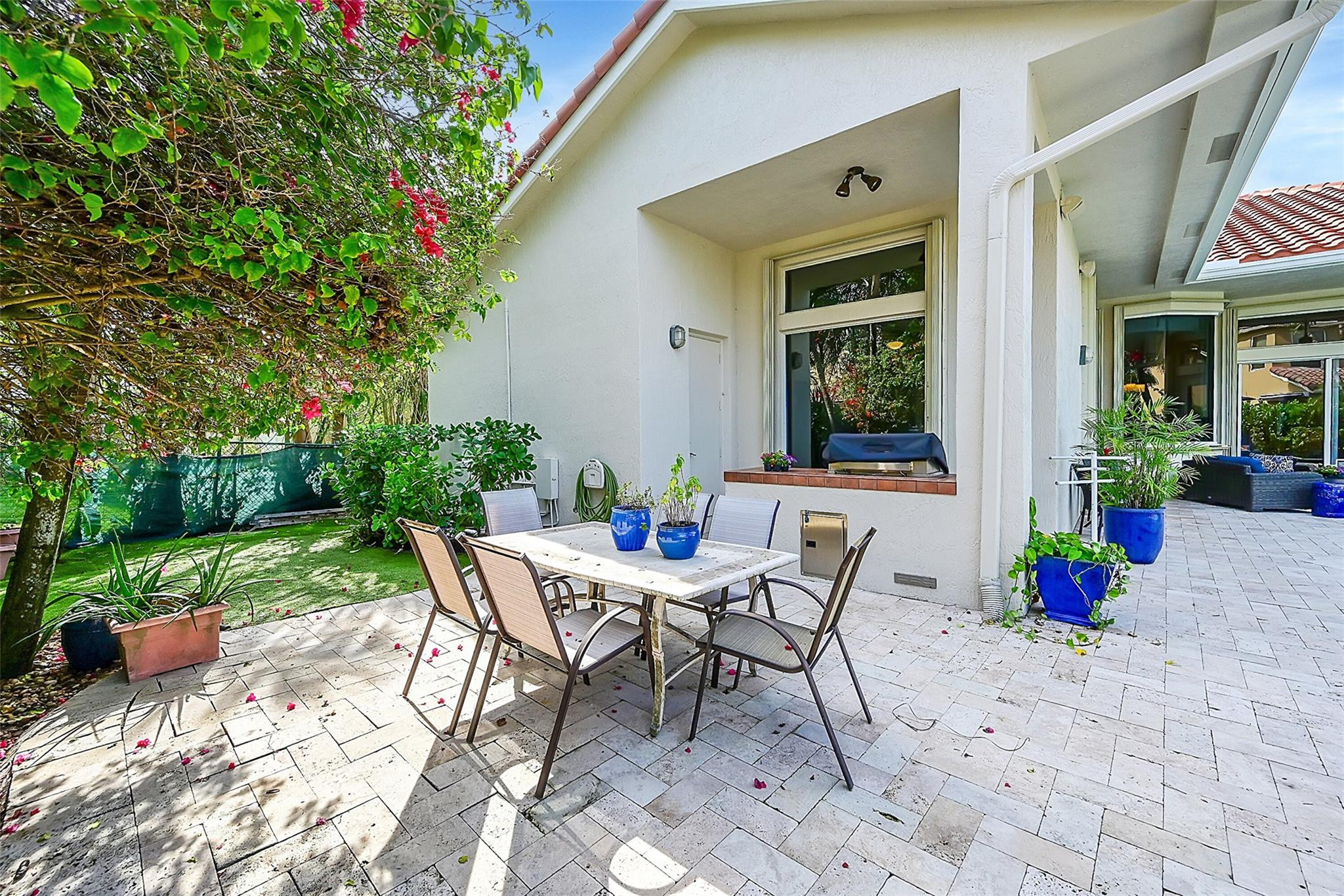 4971 NW 120th Ave