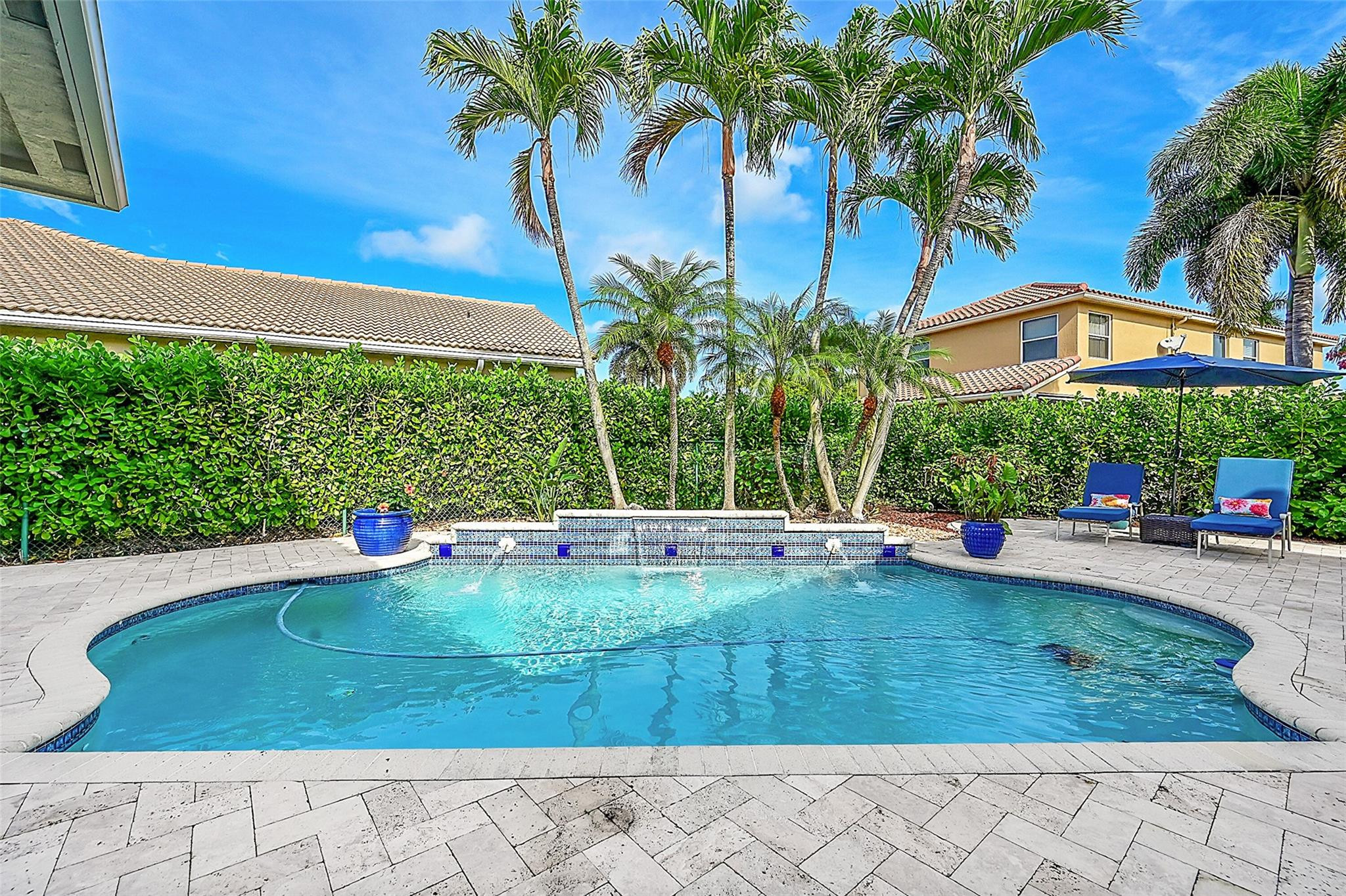 4971 NW 120th Ave