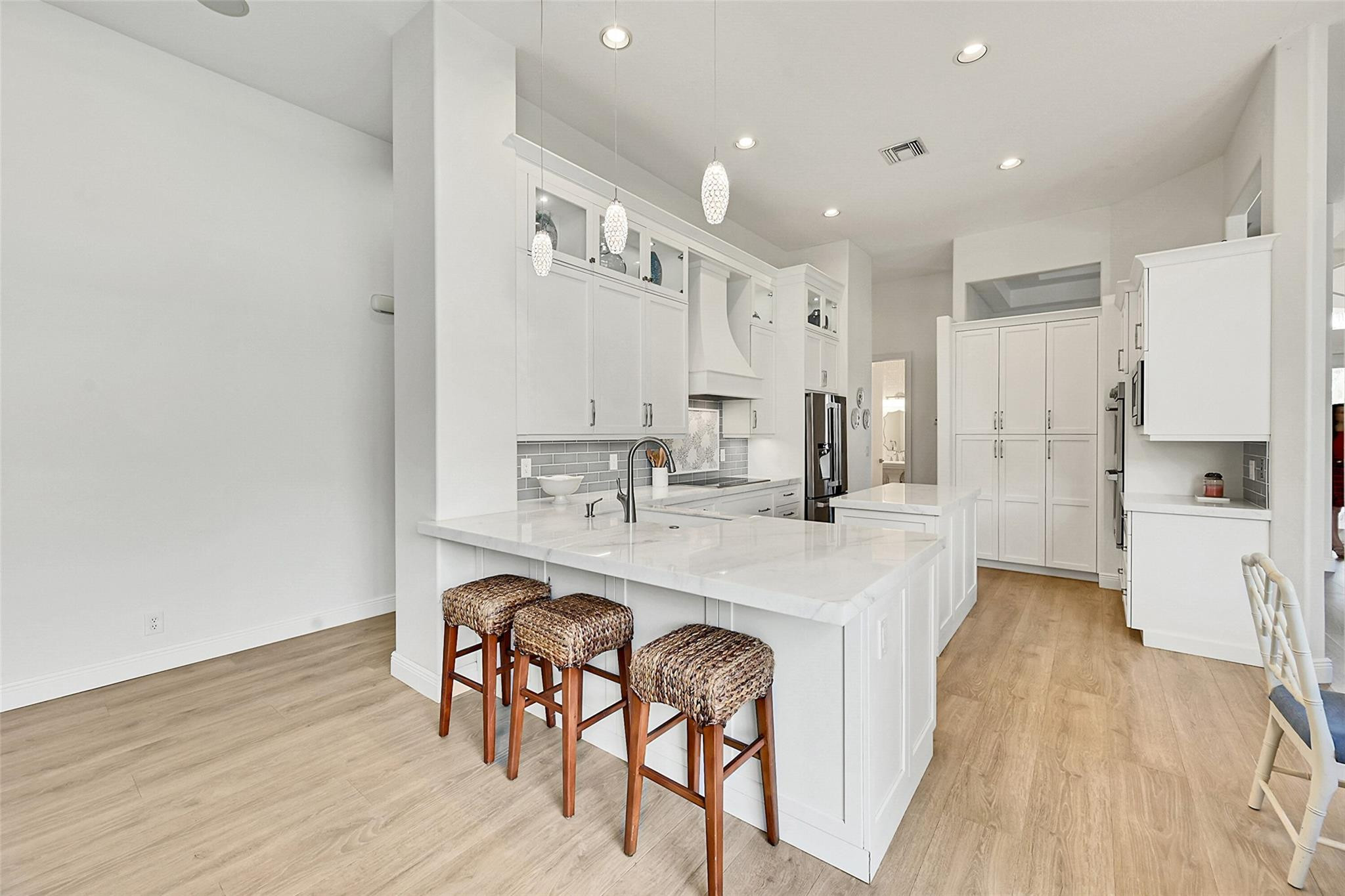 4971 NW 120th Ave