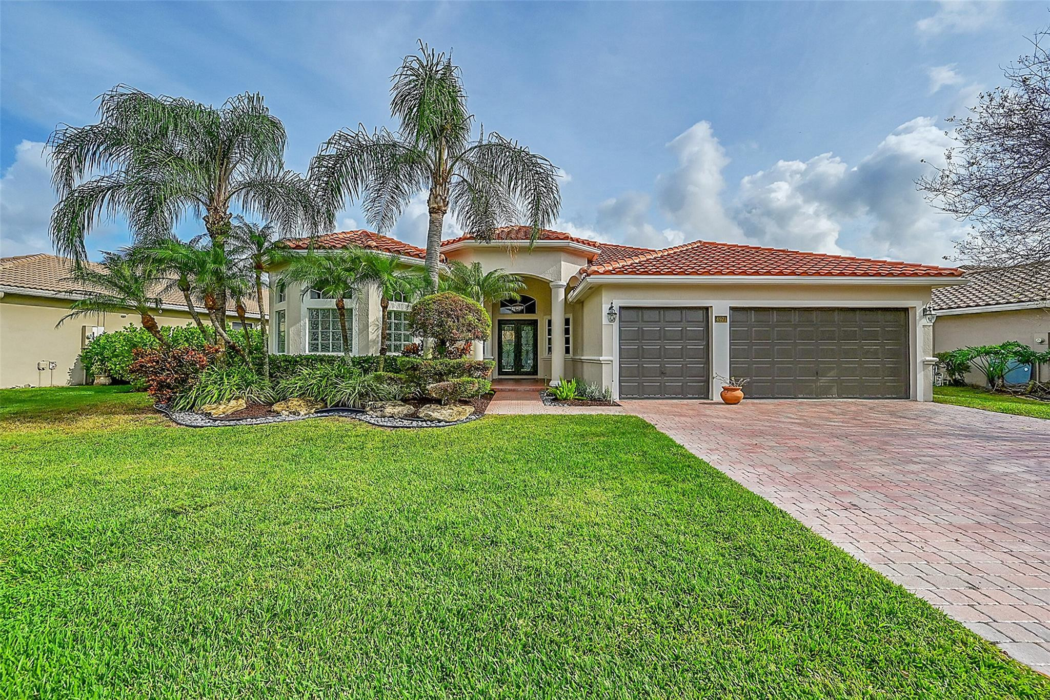 4971 NW 120th Ave