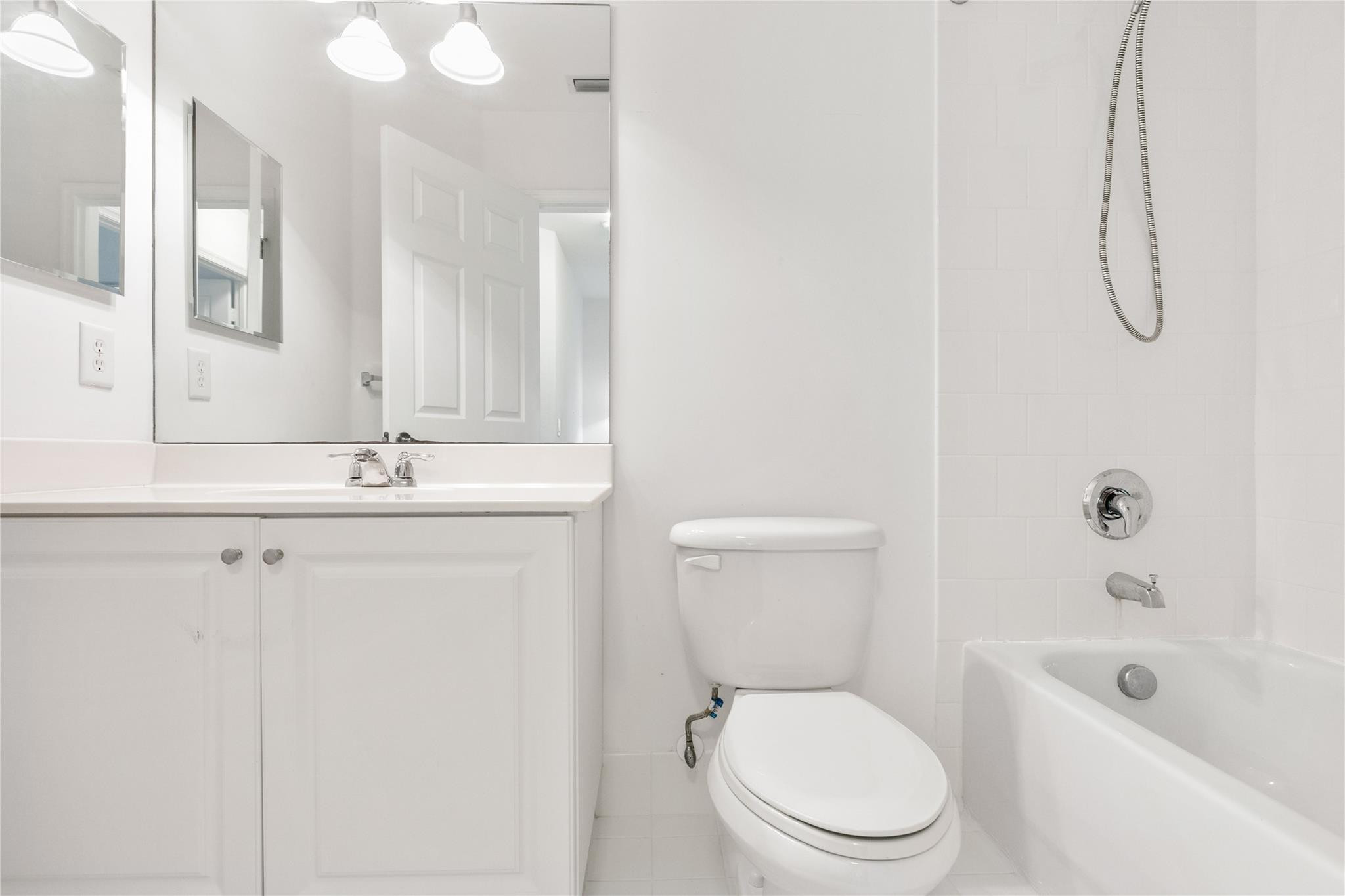 8776 Cypress Walk Ct