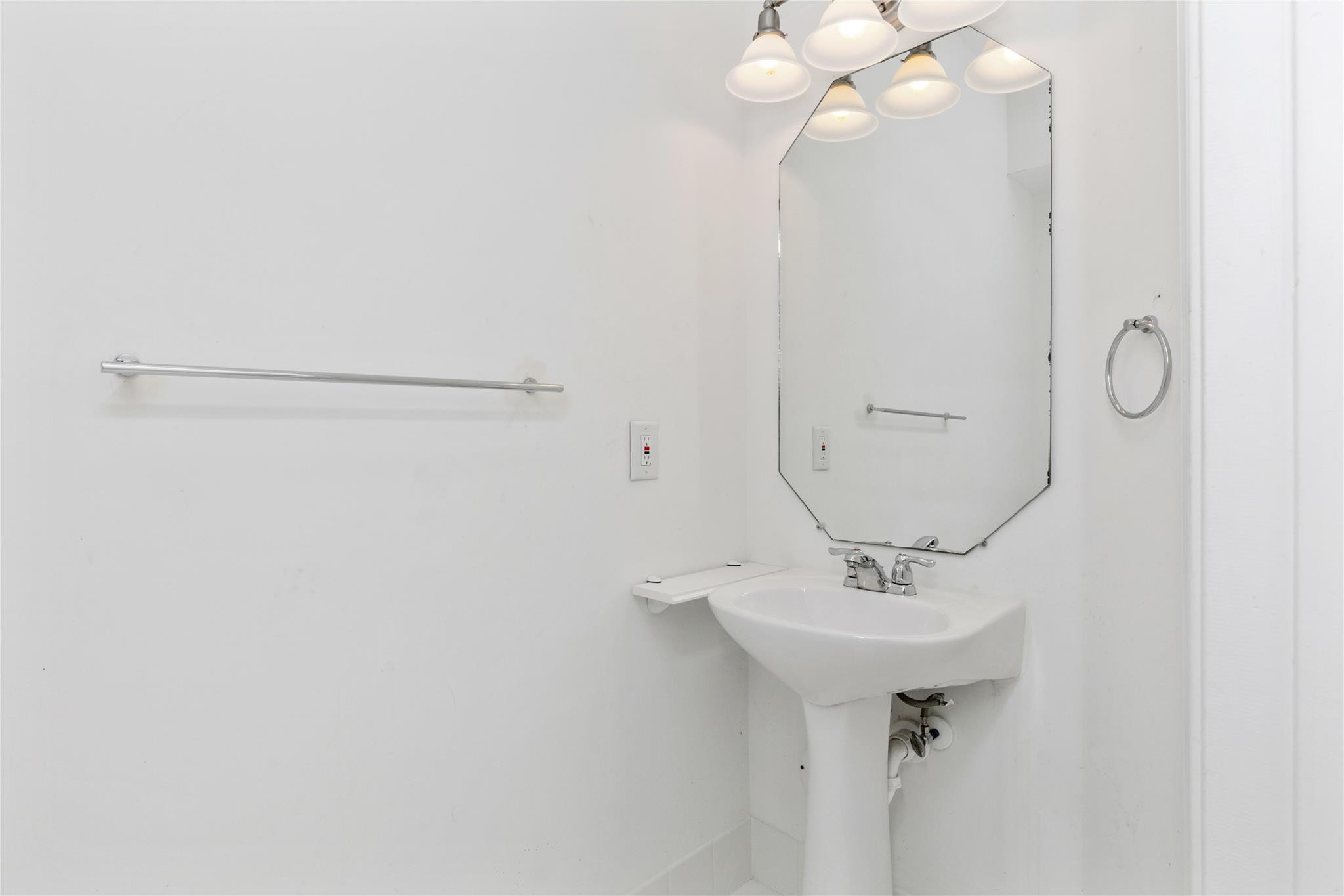 8776 Cypress Walk Ct