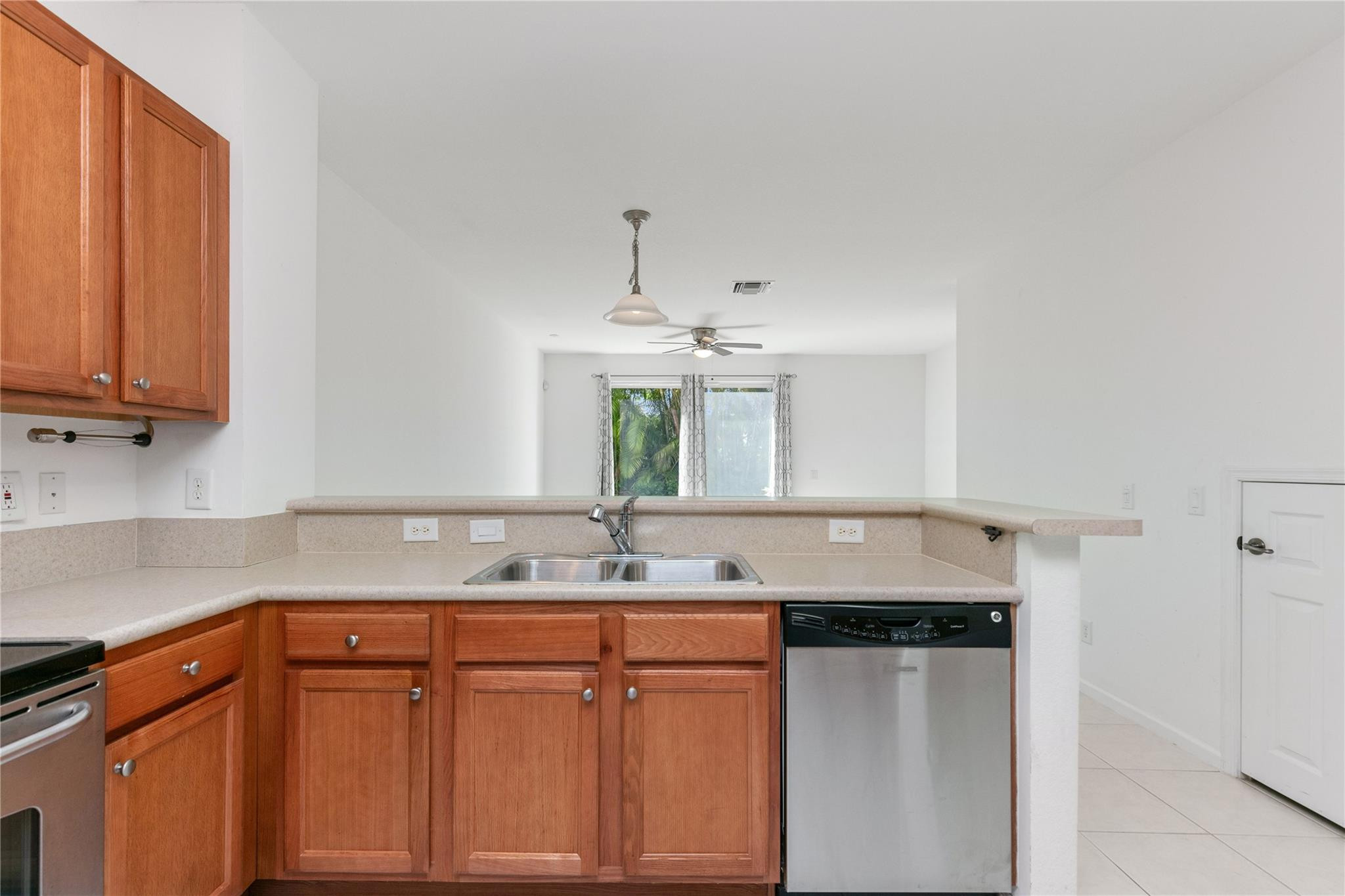 8776 Cypress Walk Ct