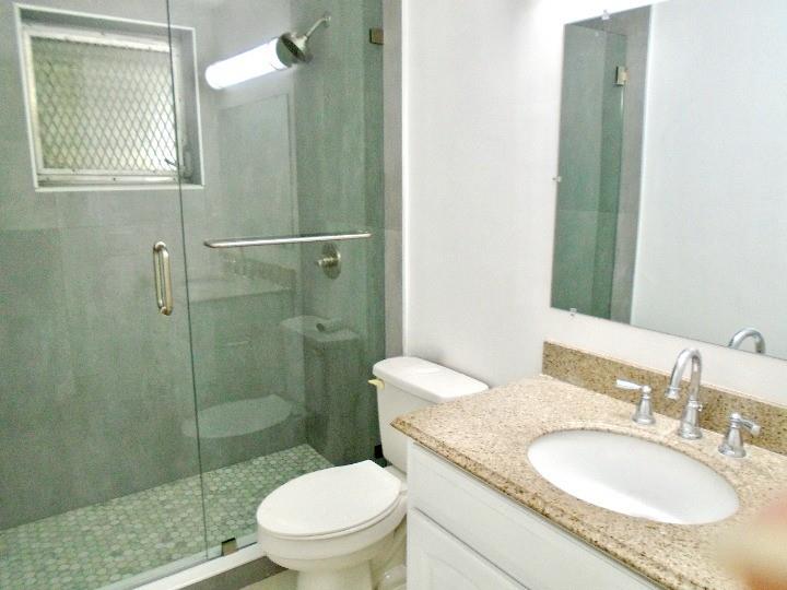 111 NW 31st Ct