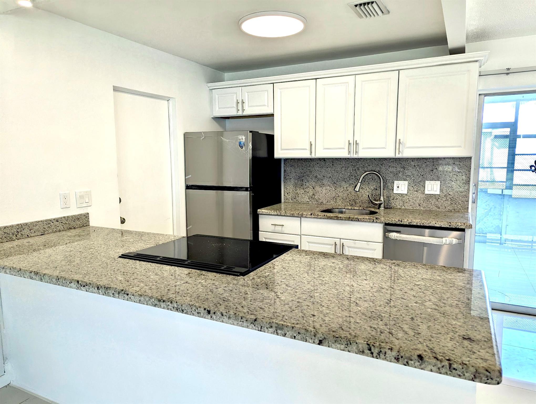 111 NW 31st Ct
