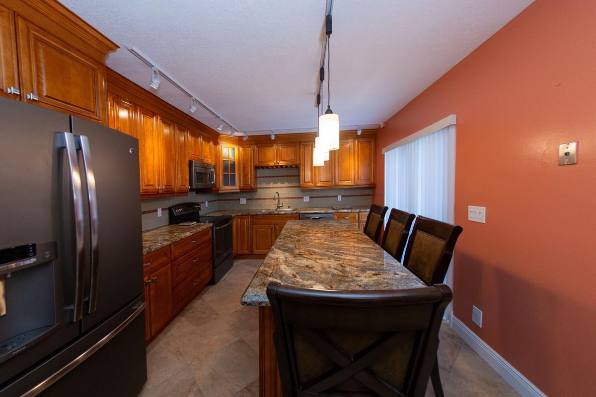 2540 SW 15th St 2540