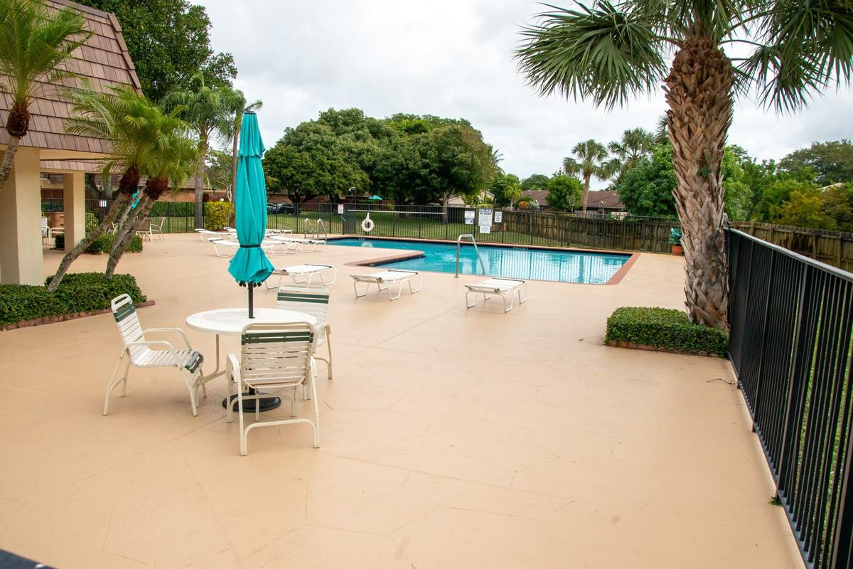 2540 SW 15th St 2540