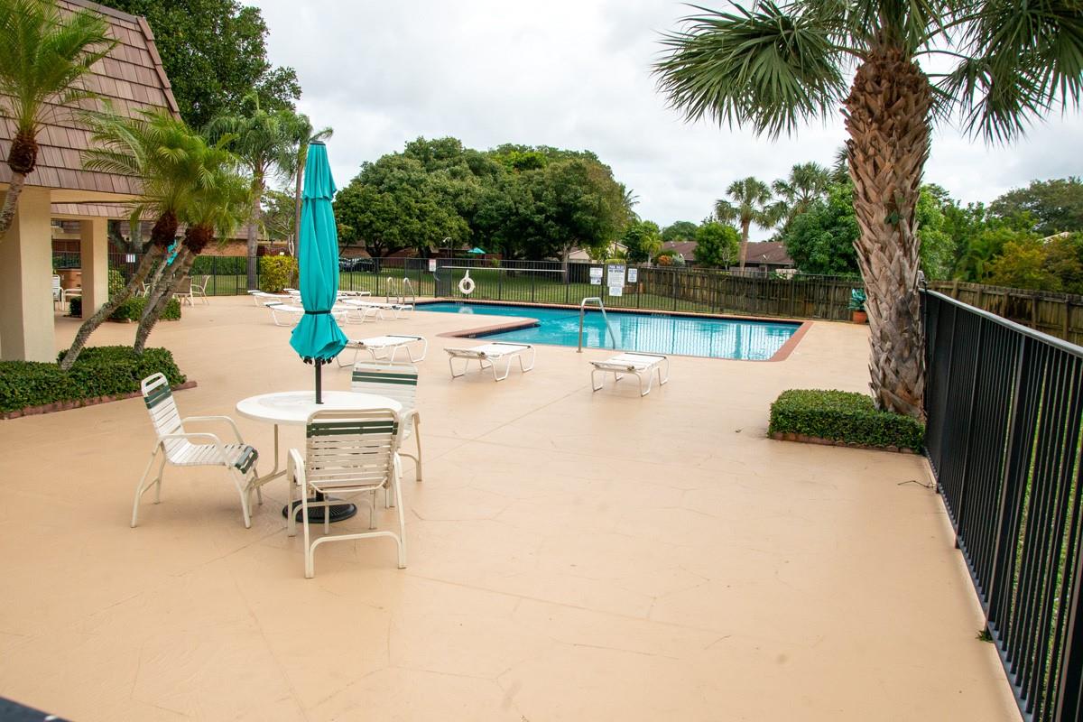2540 SW 15th St 2540