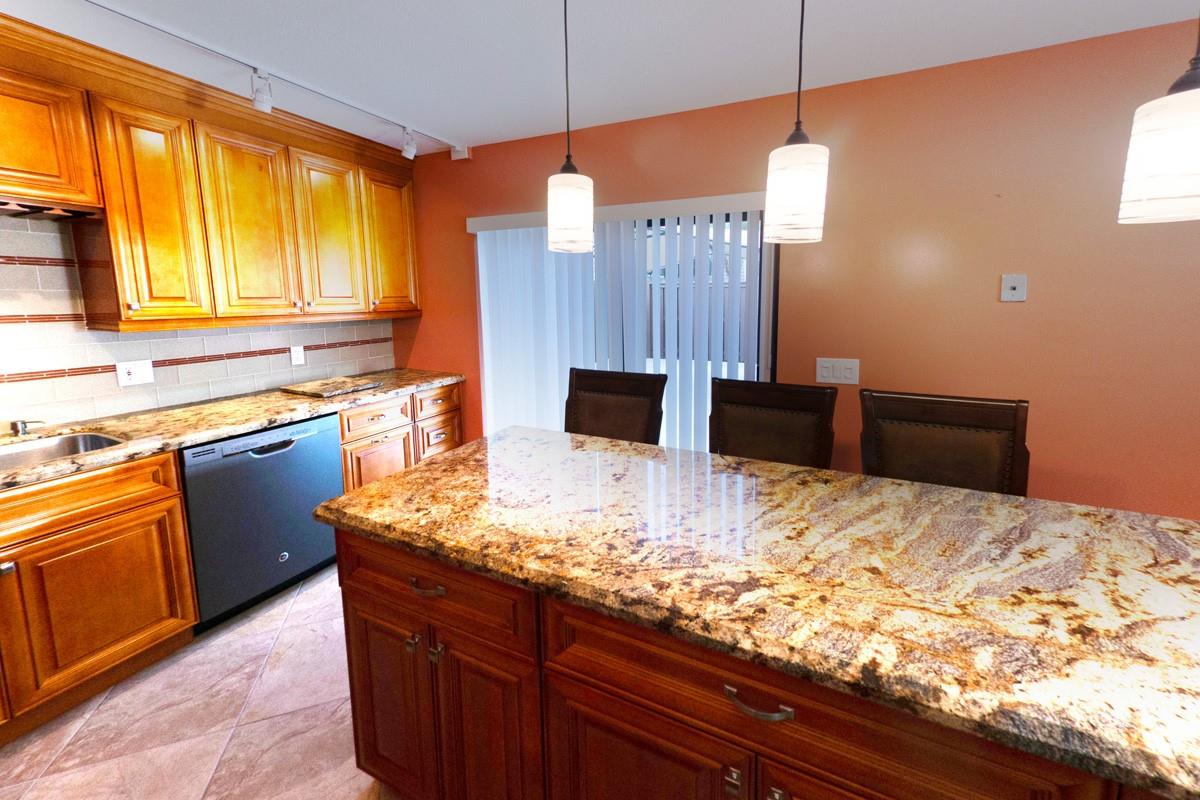 2540 SW 15th St 2540