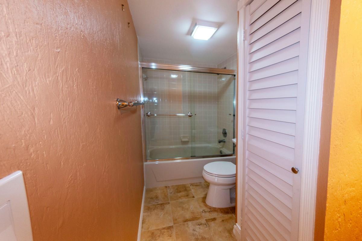 2540 SW 15th St 2540