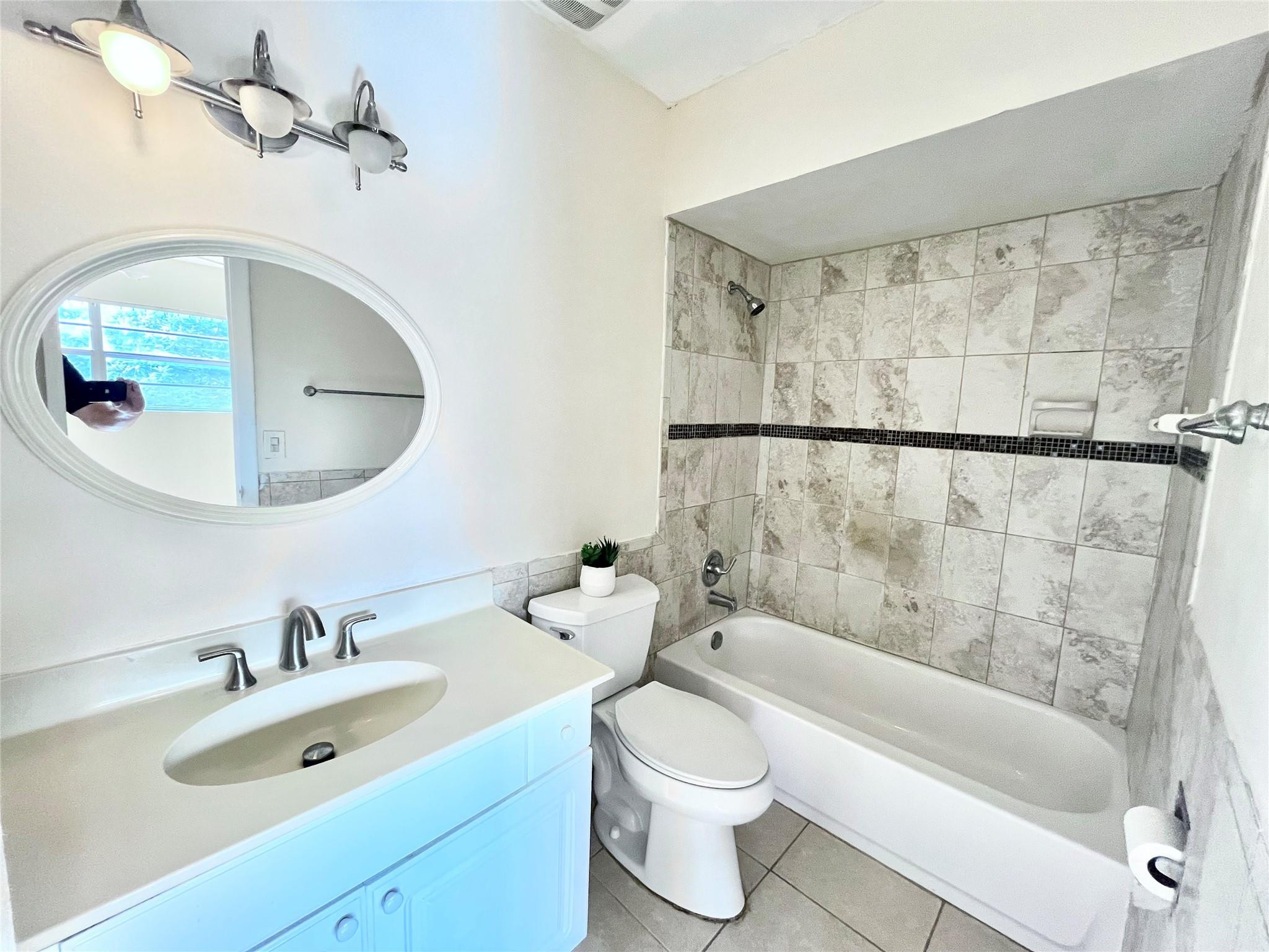 5011 W Oakland Park Blvd 304