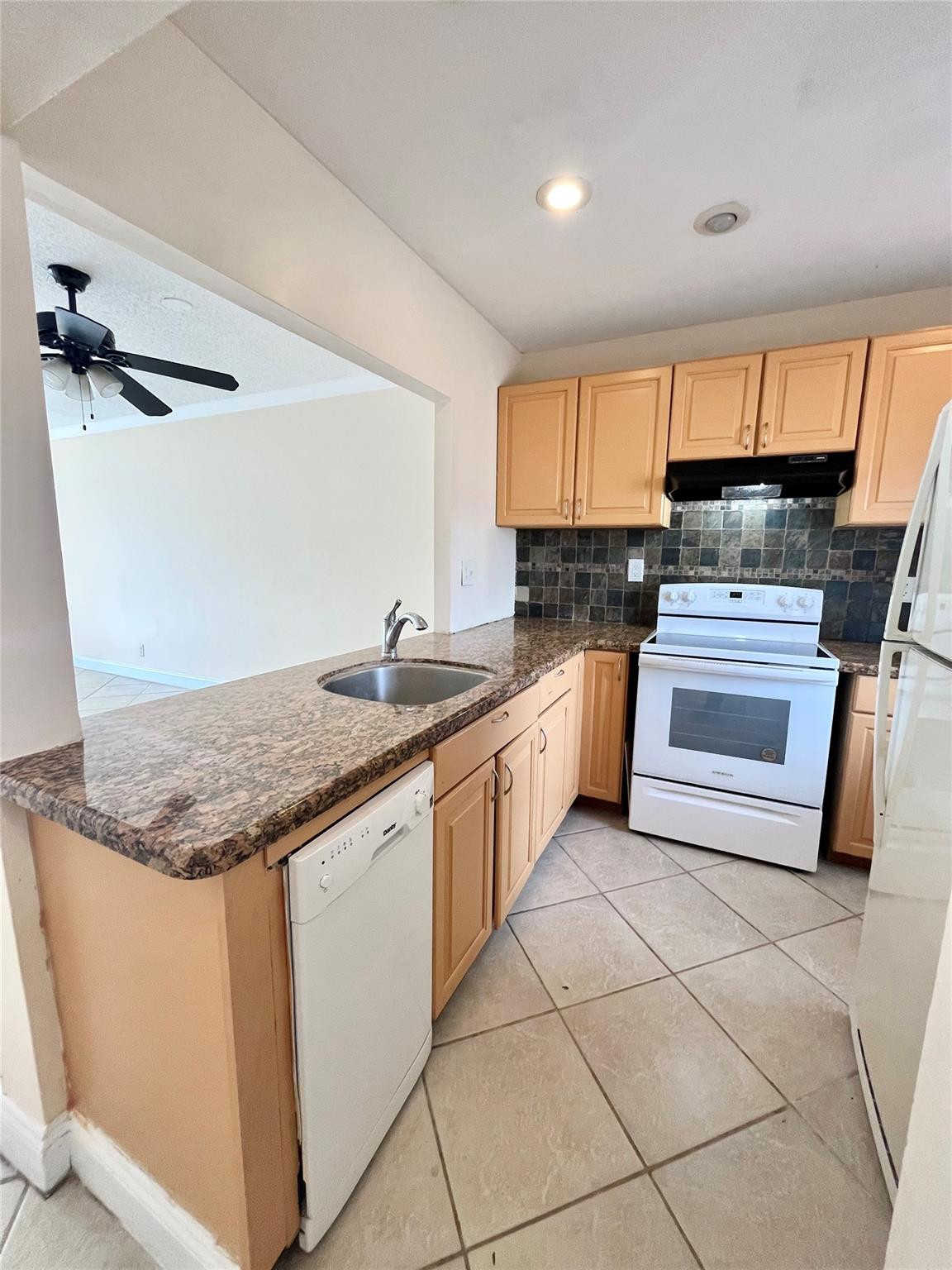 5011 W Oakland Park Blvd 304