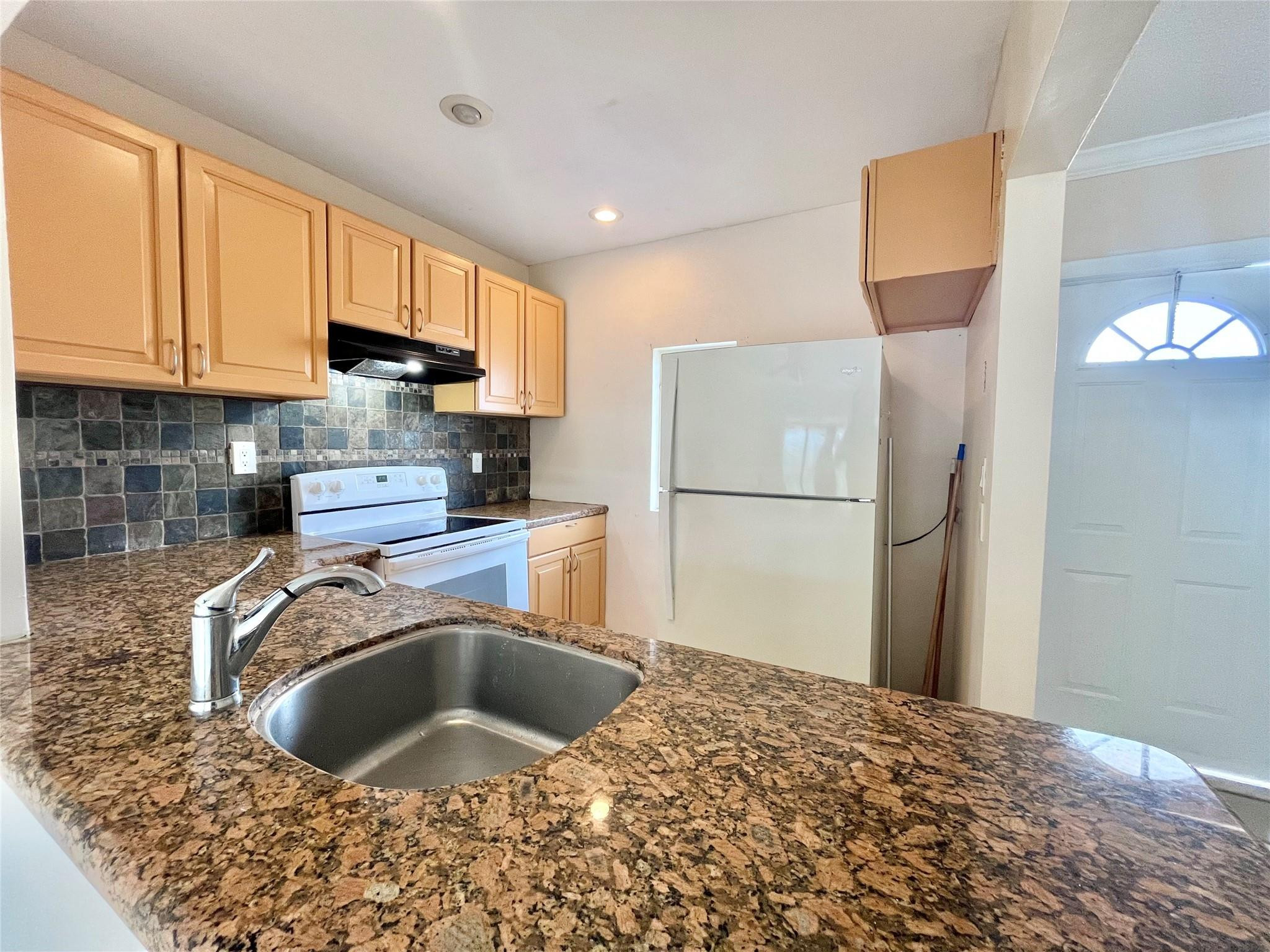 5011 W Oakland Park Blvd 304