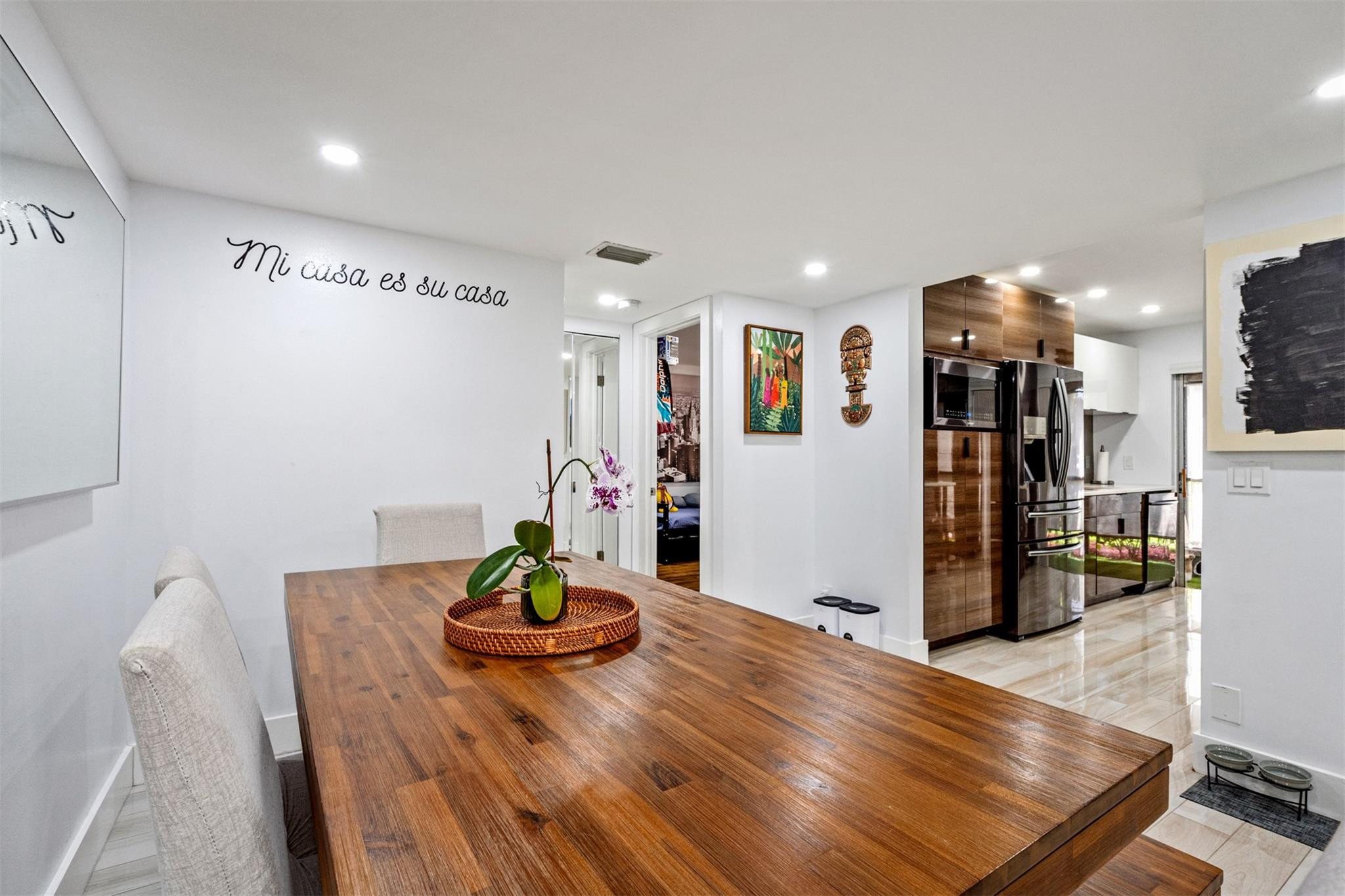 2820 Riverside Dr 104-2