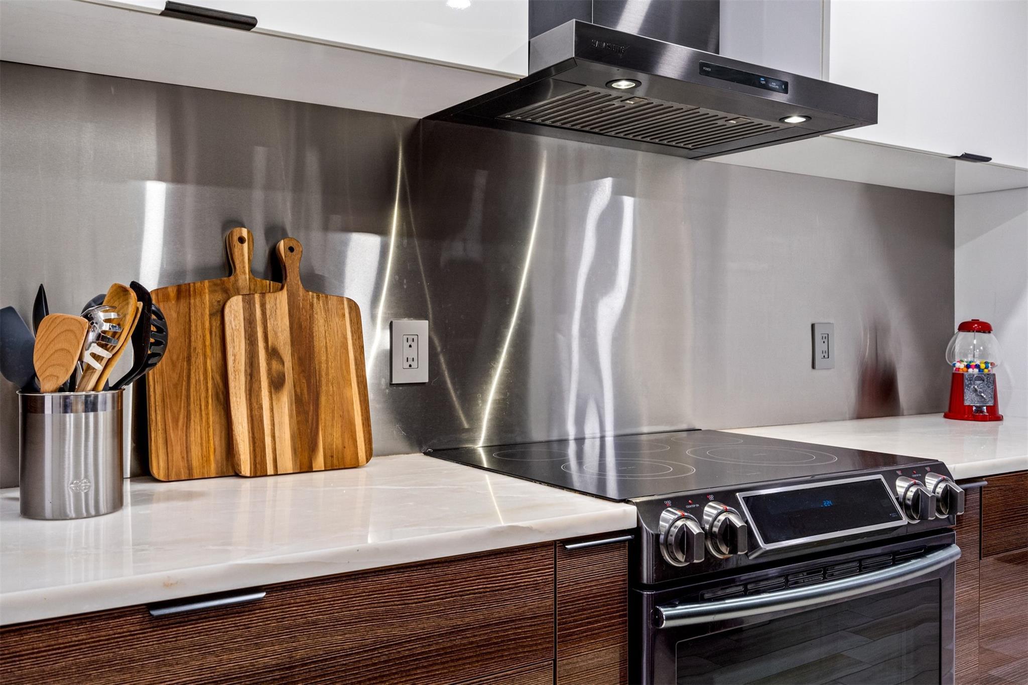 2820 Riverside Dr 104-2