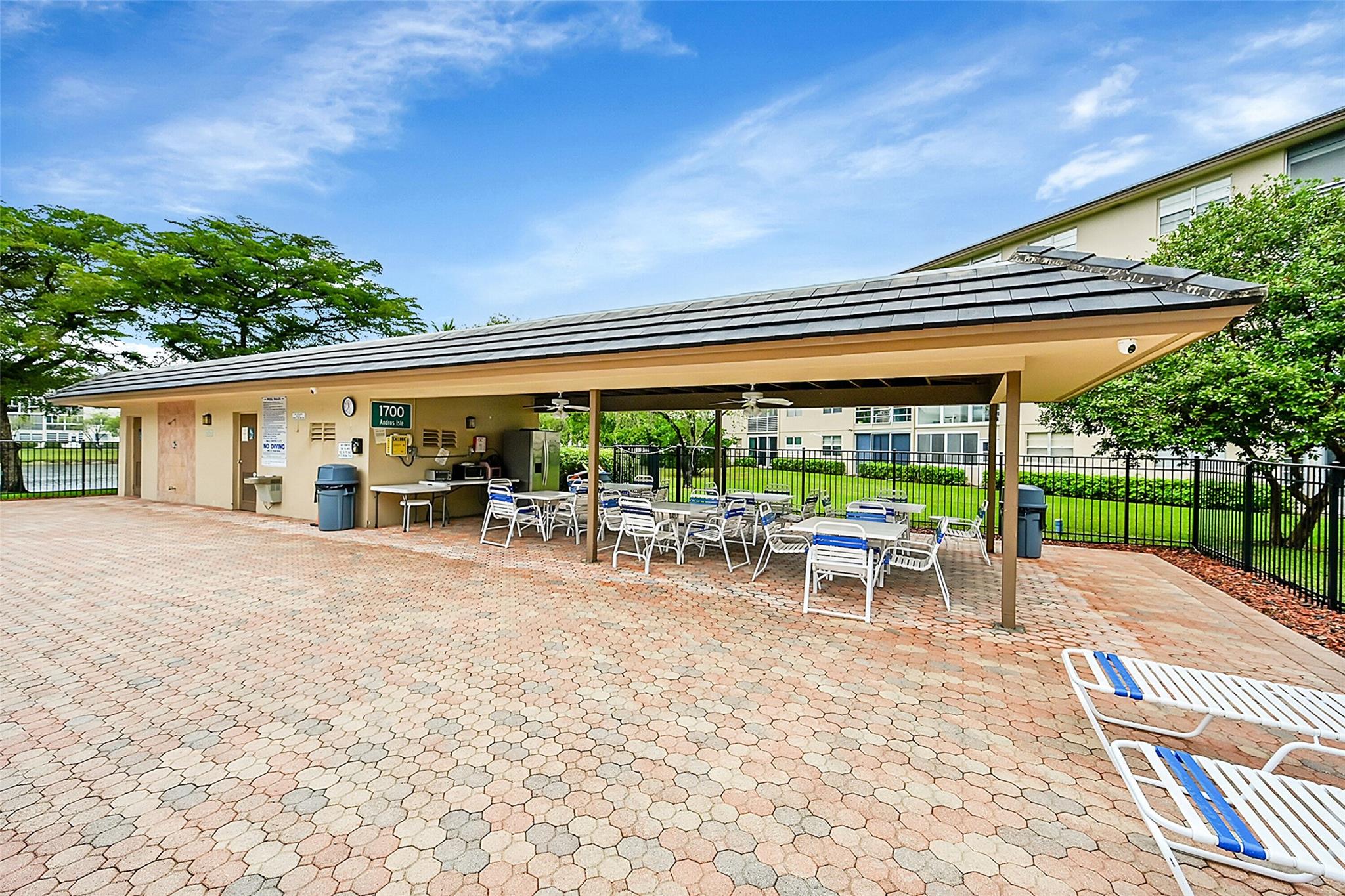 1703 Andros Isle F3