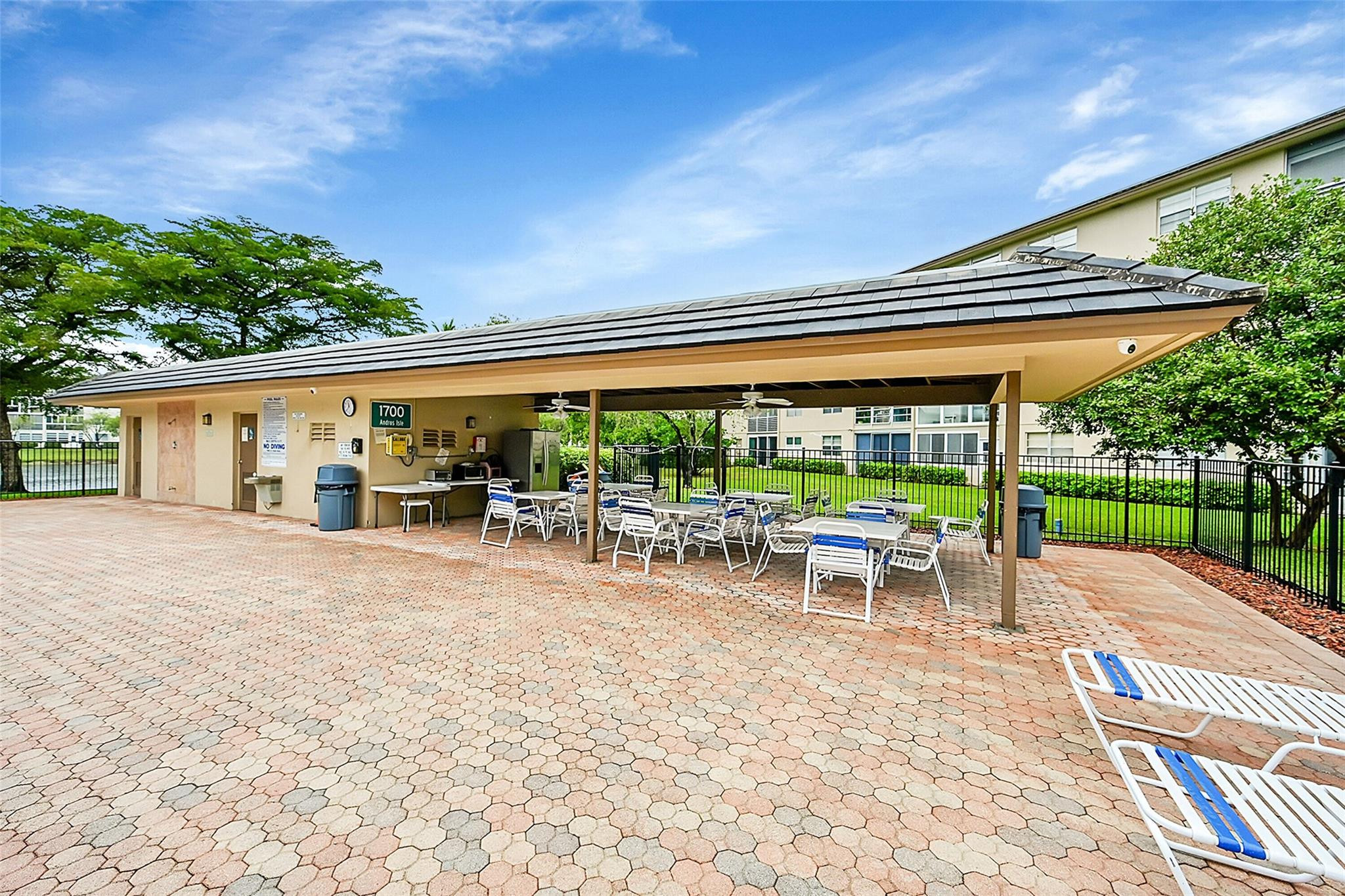 1703 Andros Isle F3