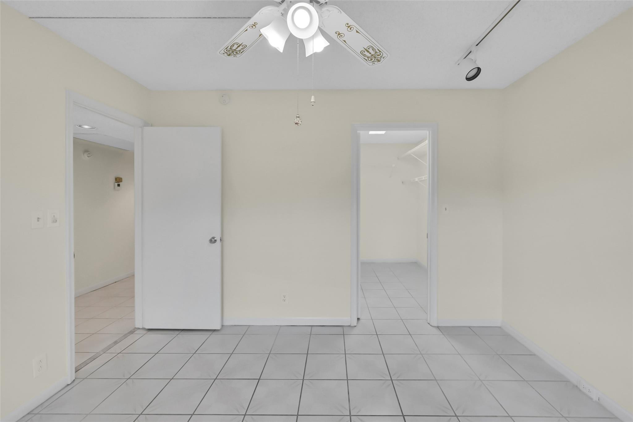 1703 Andros Isle F3