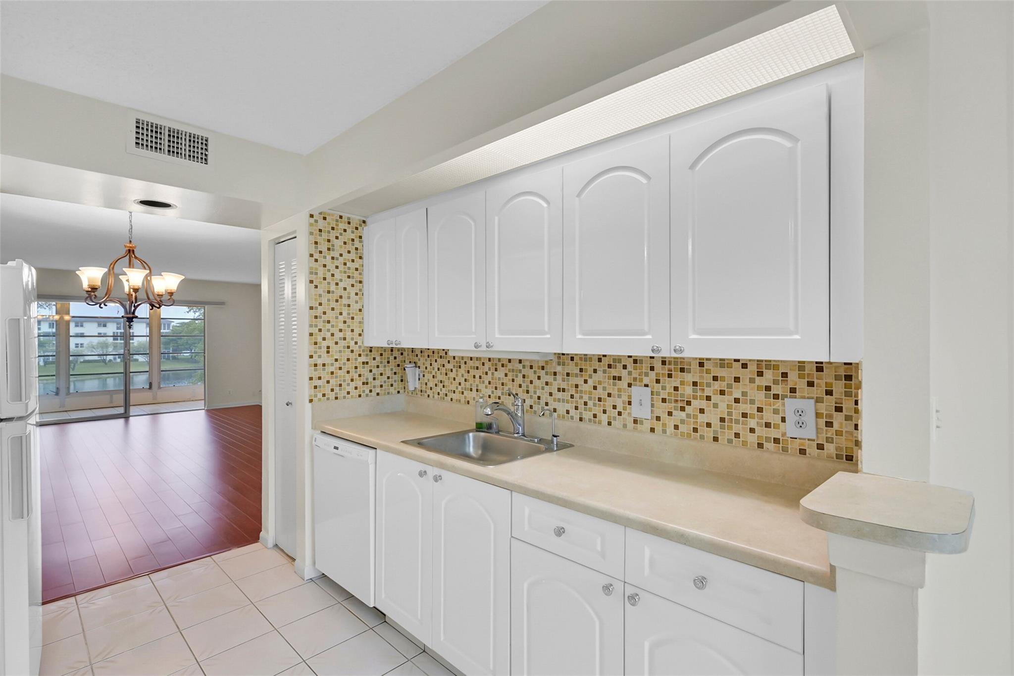 1703 Andros Isle F3