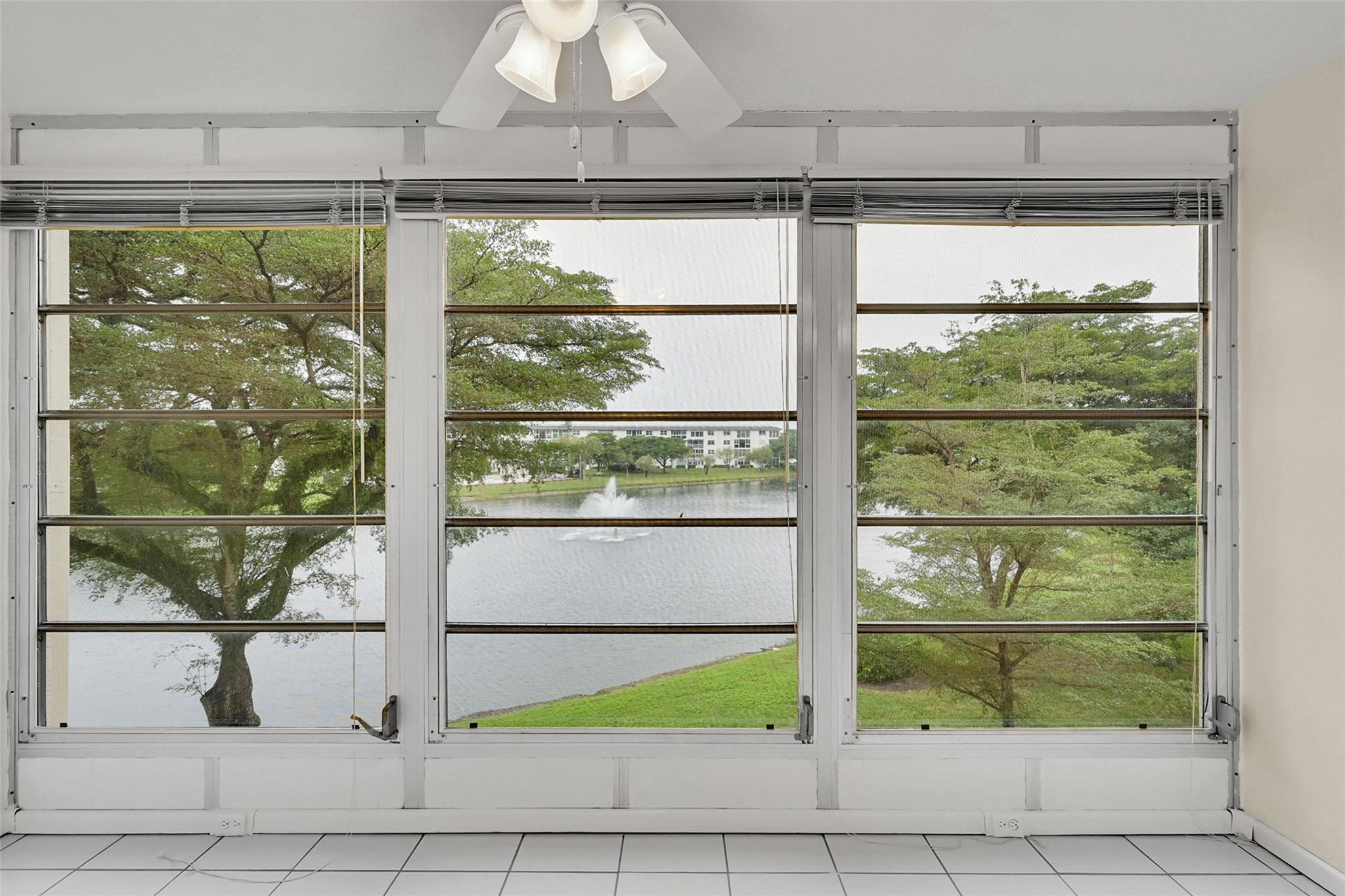 1703 Andros Isle F3