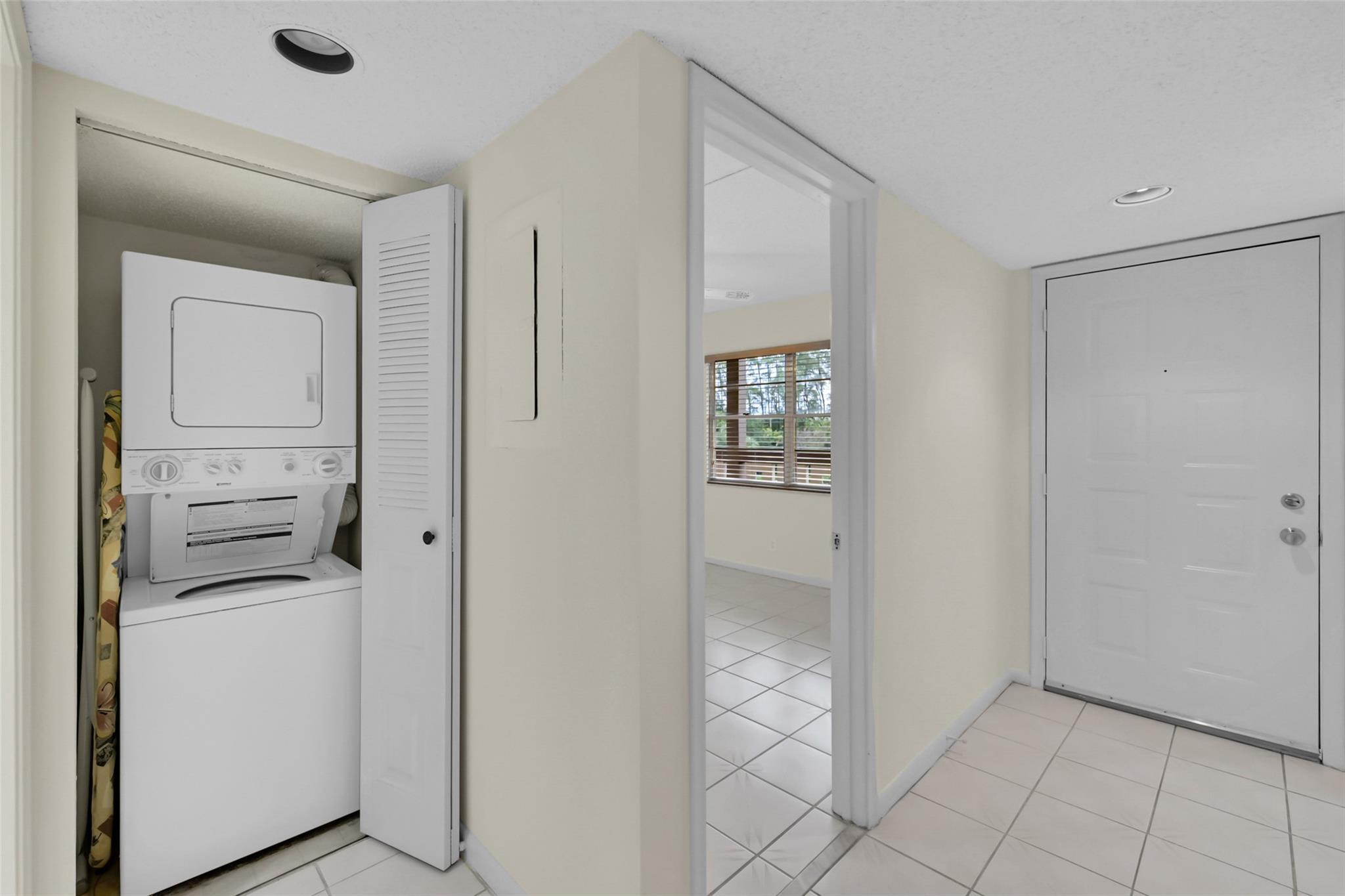 1703 Andros Isle F3