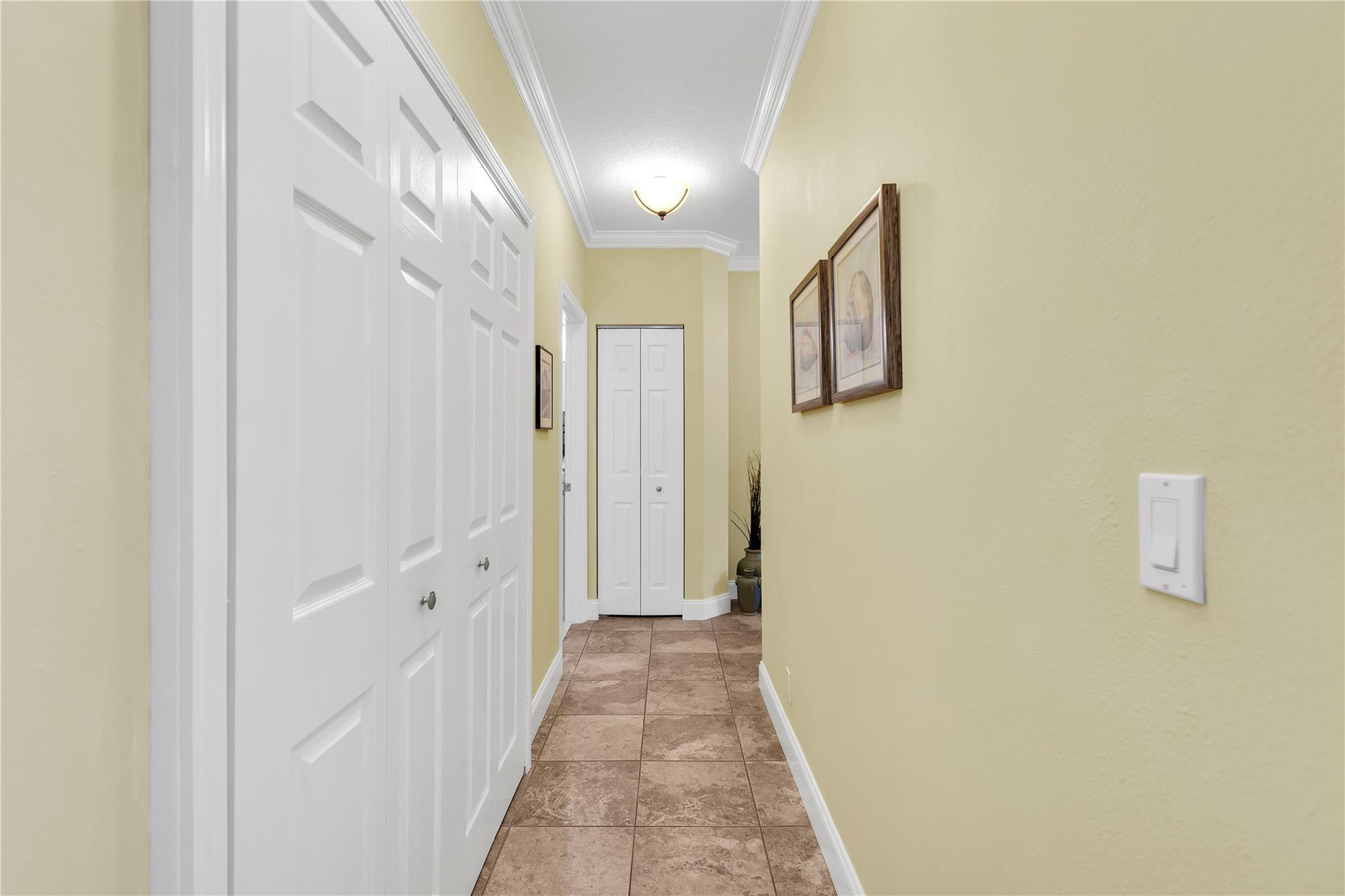 1075 SW 42nd Way