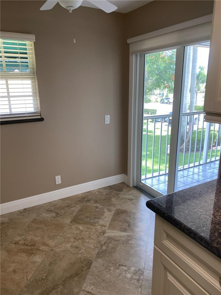 6485 Via Regina 6485