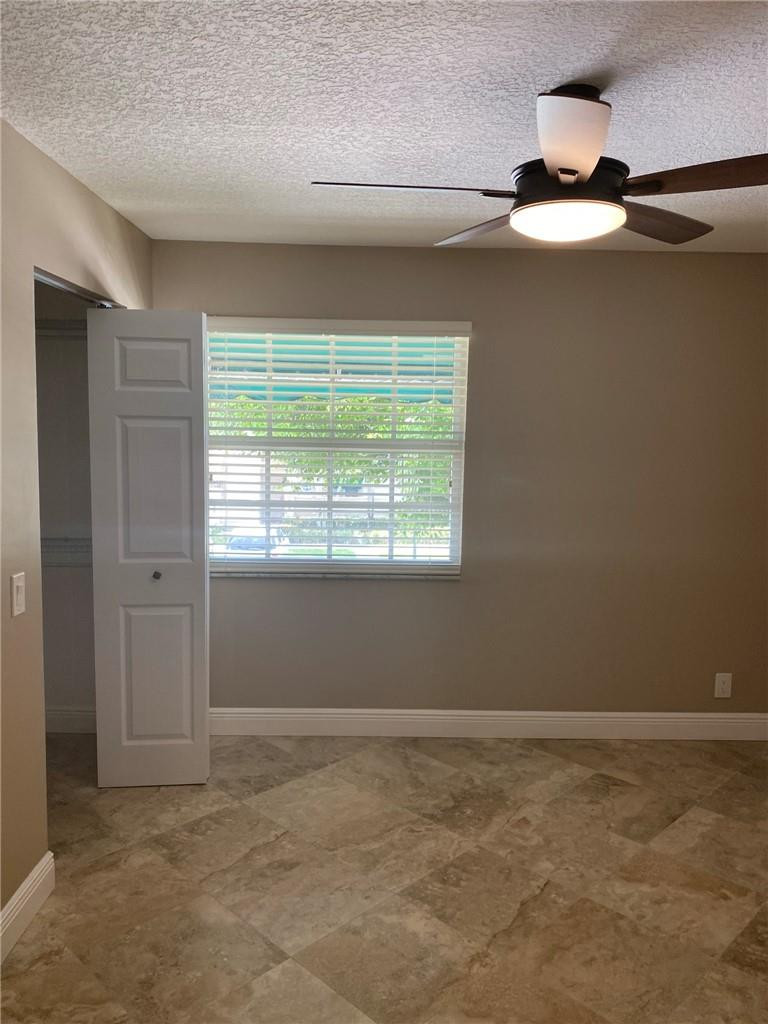 6485 Via Regina 6485